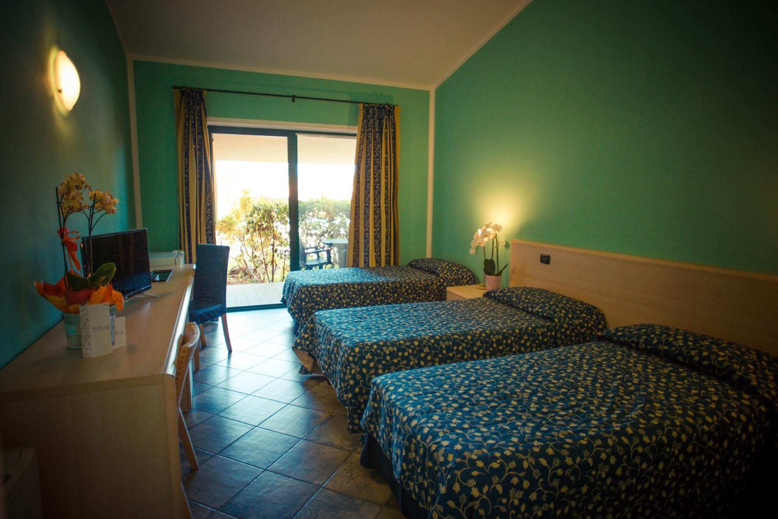 Triple Room