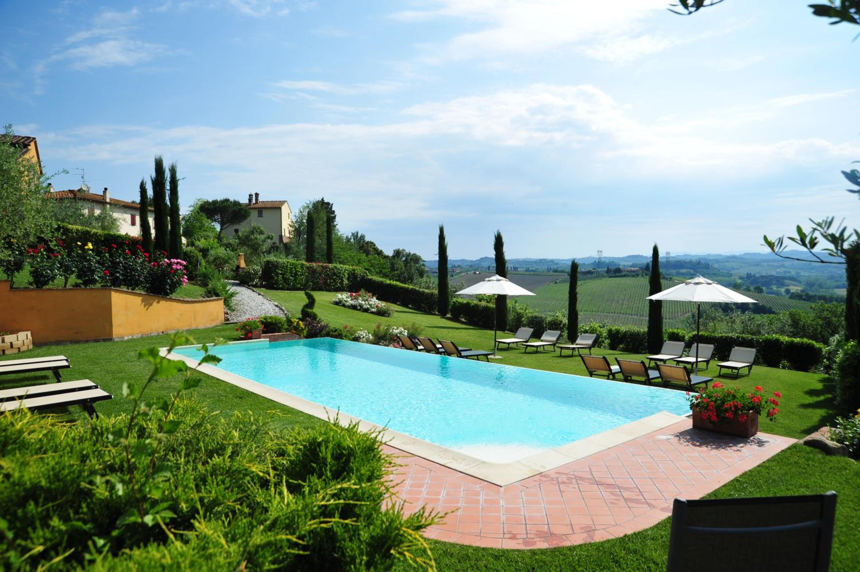 Villa With Private Pool photo 2