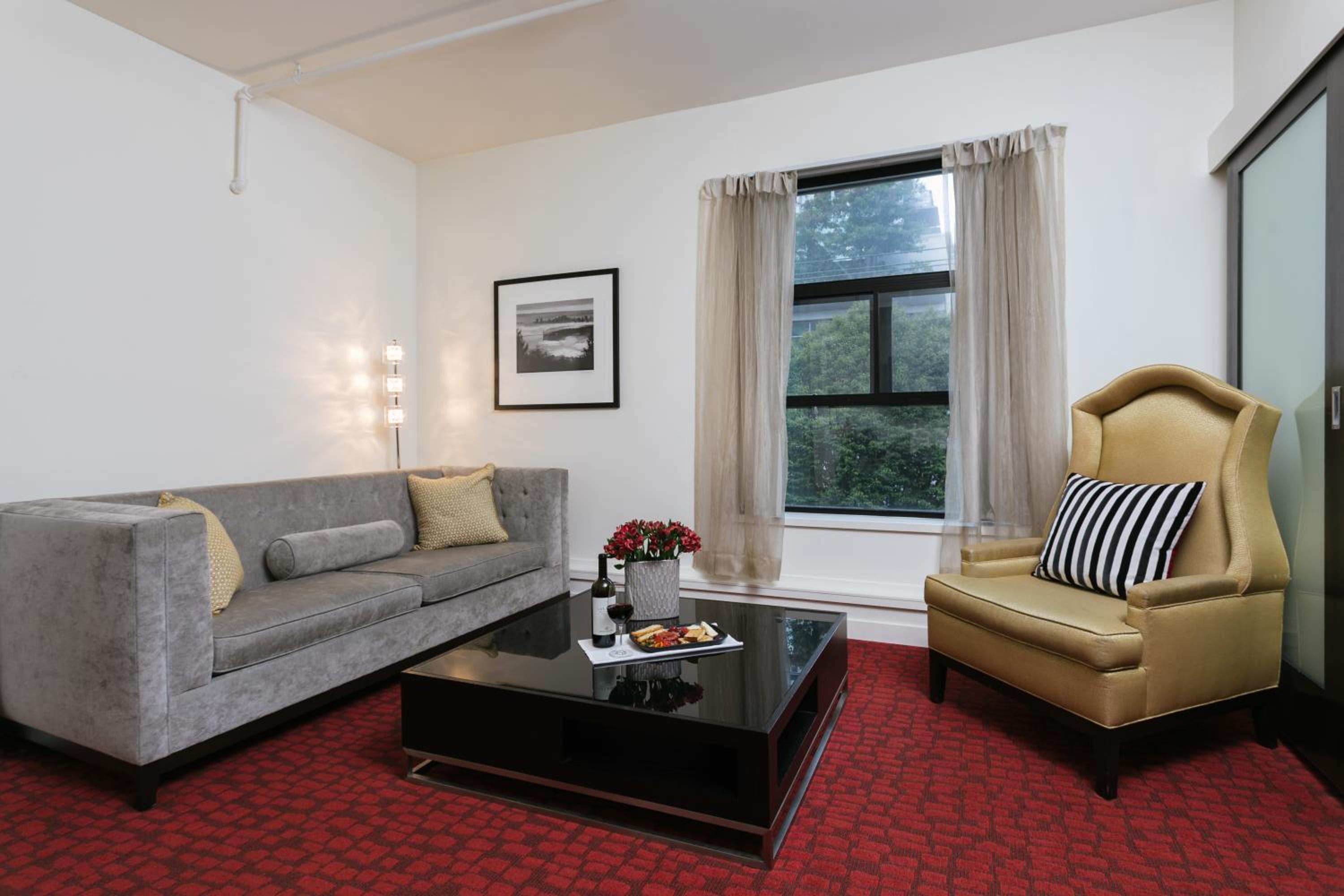 Suite, 1 King Bed  - Photo 3