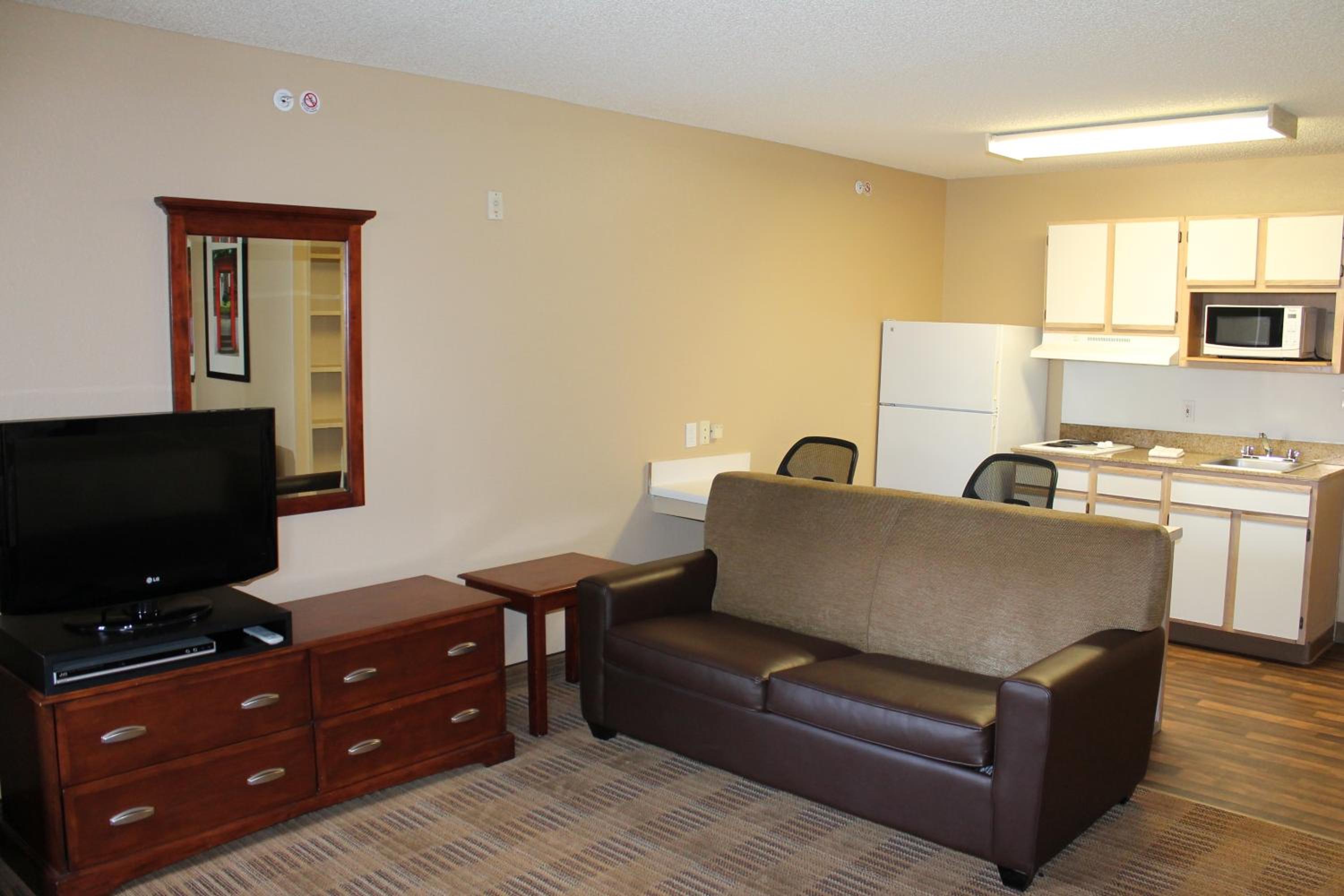 Studio with 2 Double Beds - Non-Smoking - Photo 2