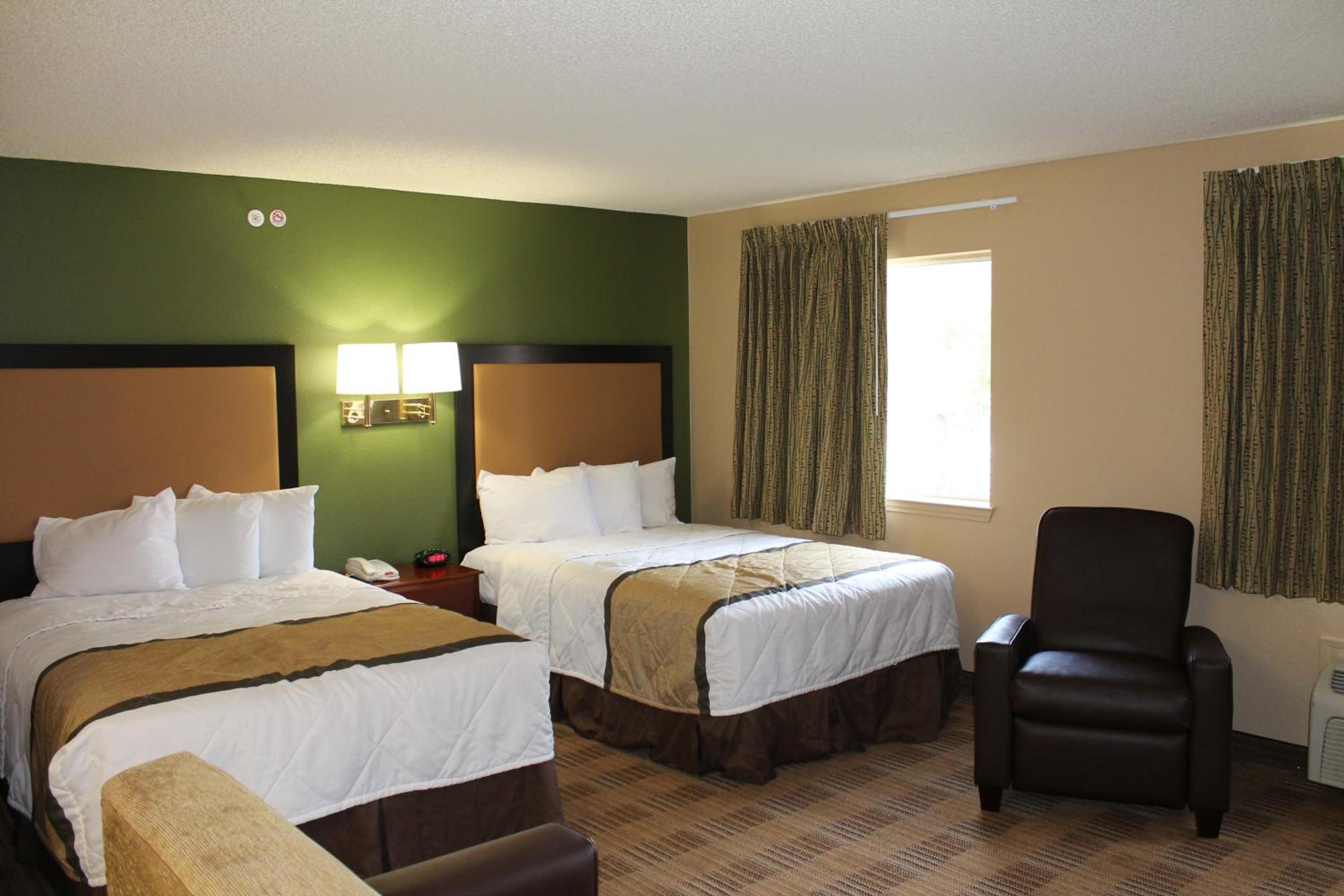 Studio with 2 Double Beds - Non-Smoking - Photo 9
