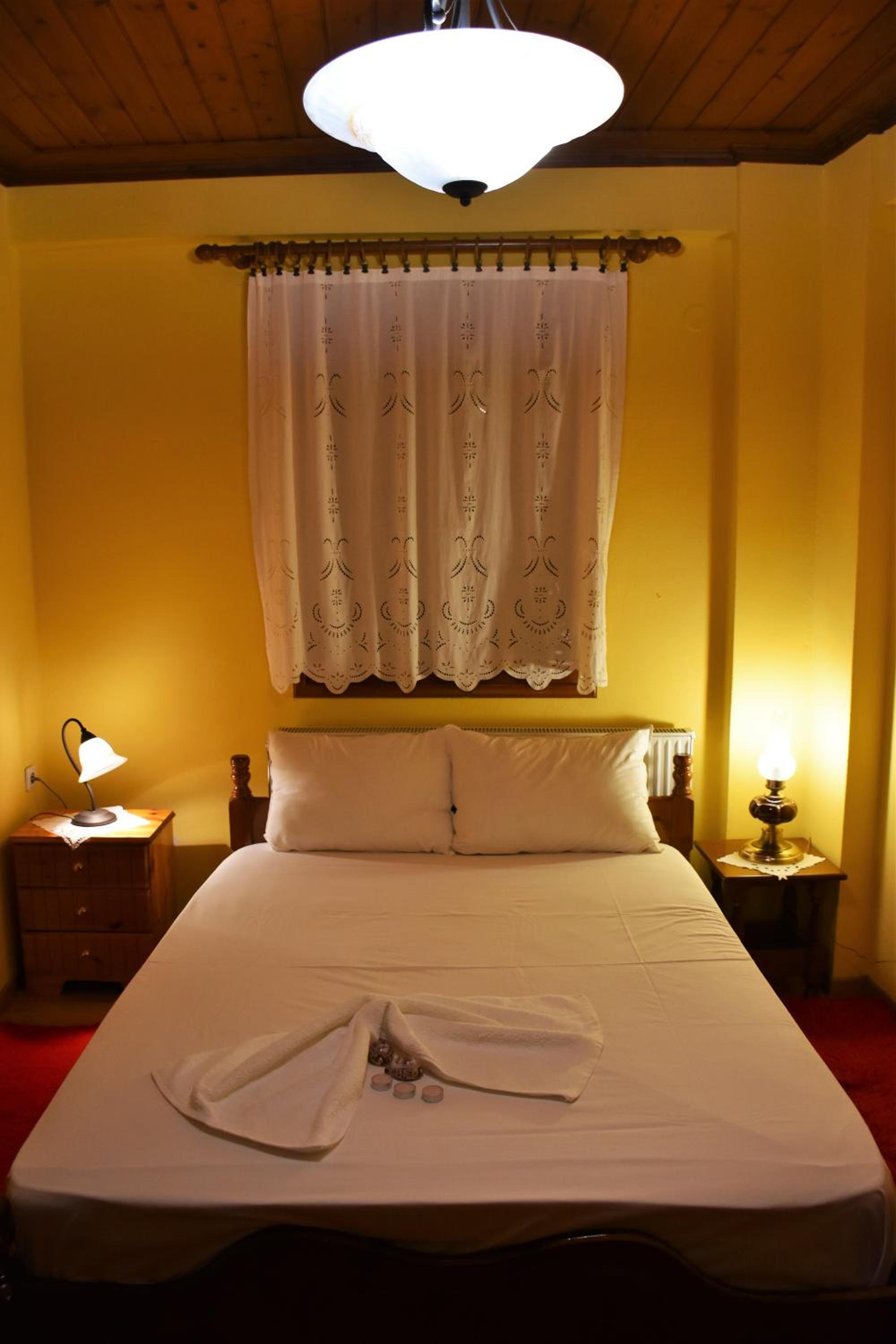 Two-Bedroom Villa - Photo 11