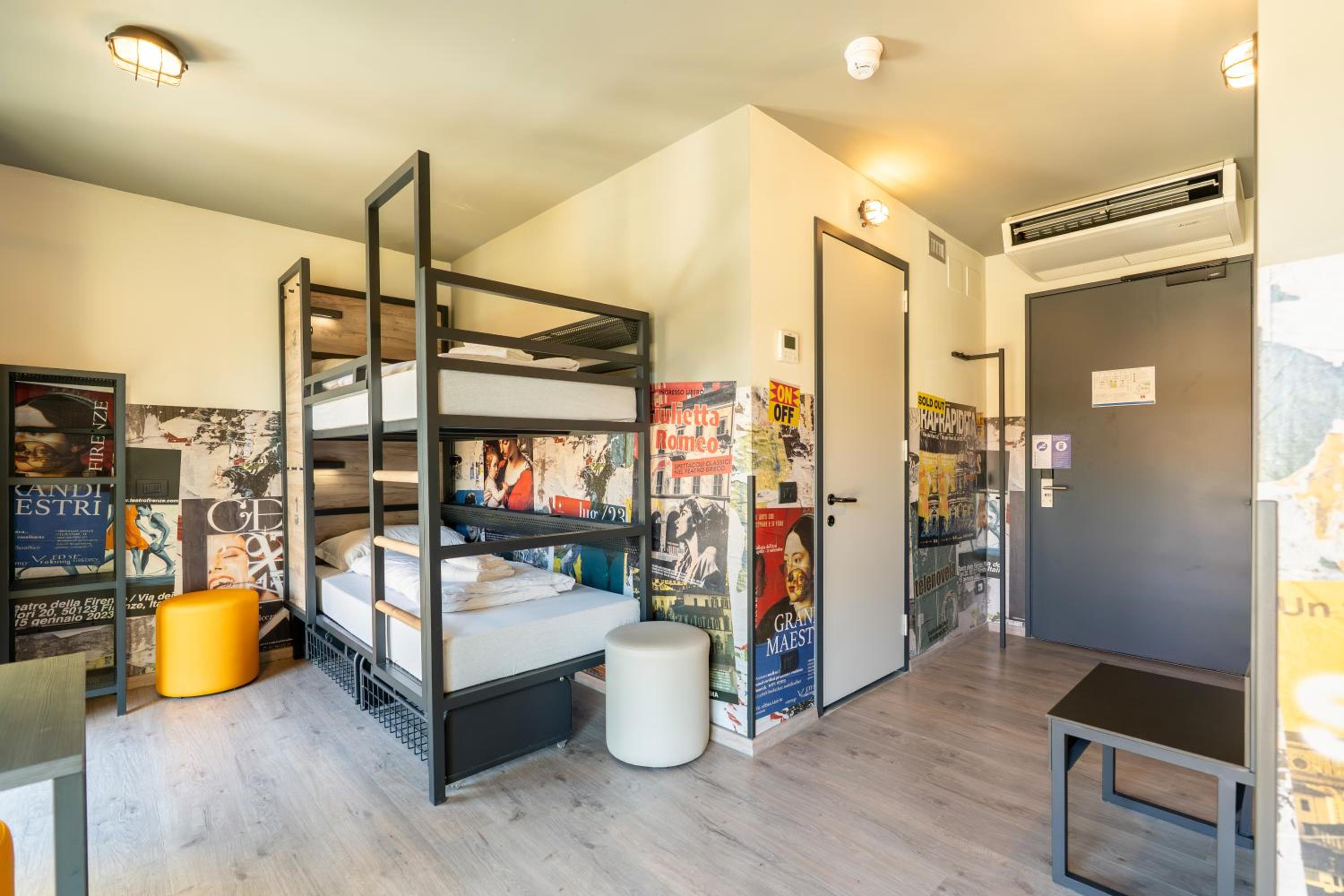 4-Bed Room (Bunk Beds Only) photo 2
