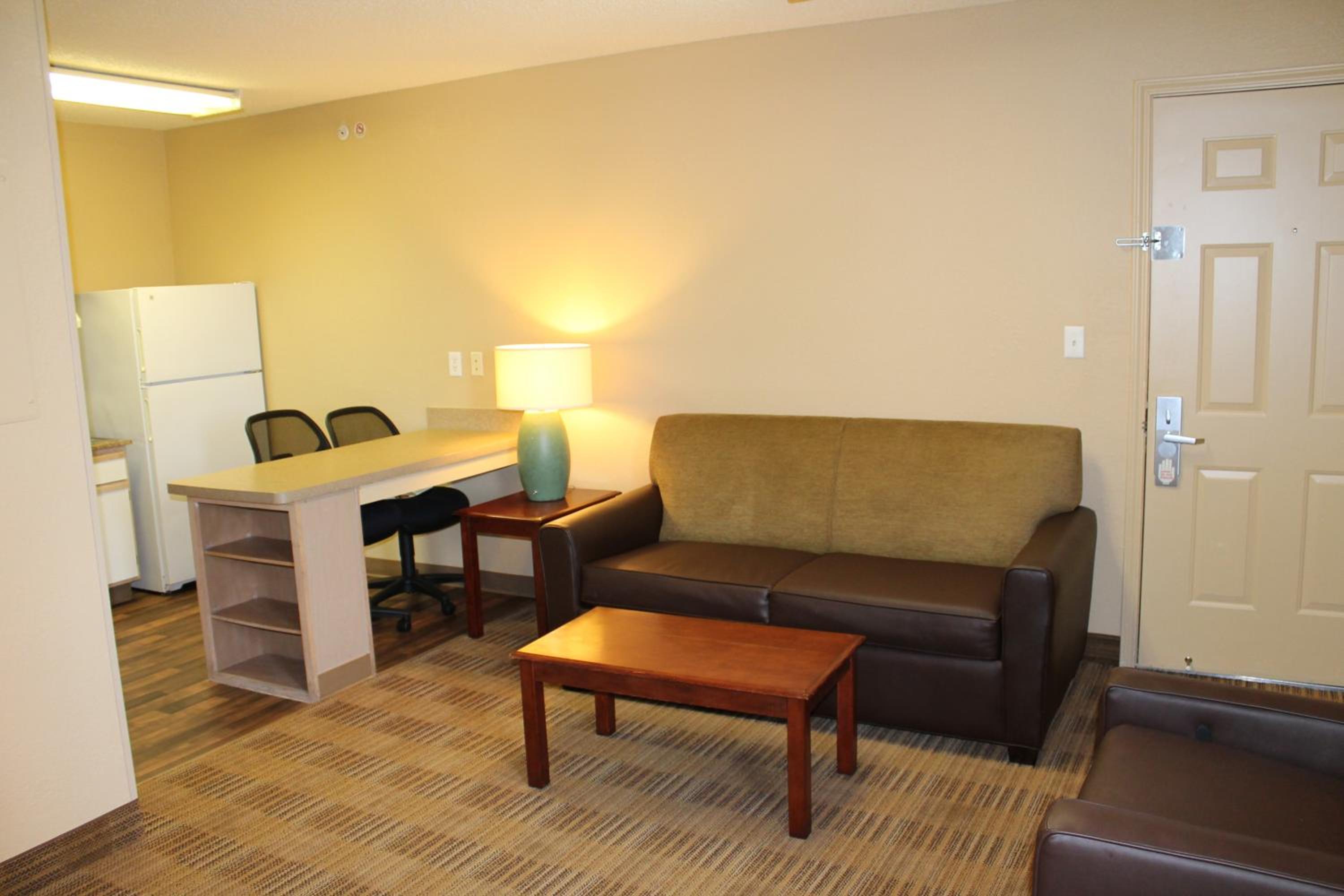 One Bedroom Suite with 2 Double Beds - Non-Smoking - Photo 2