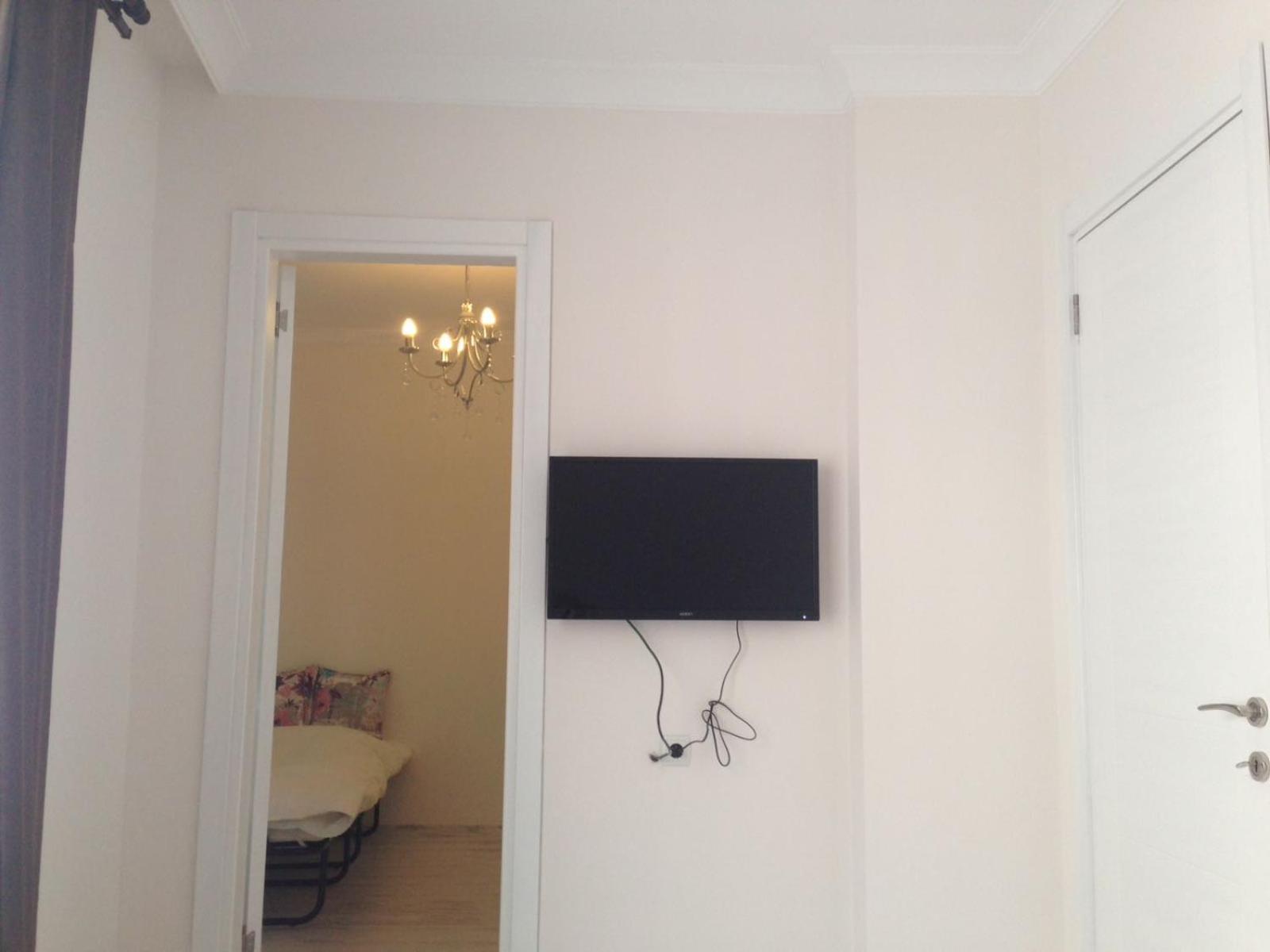 Three-Bedroom Apartment - Photo 10