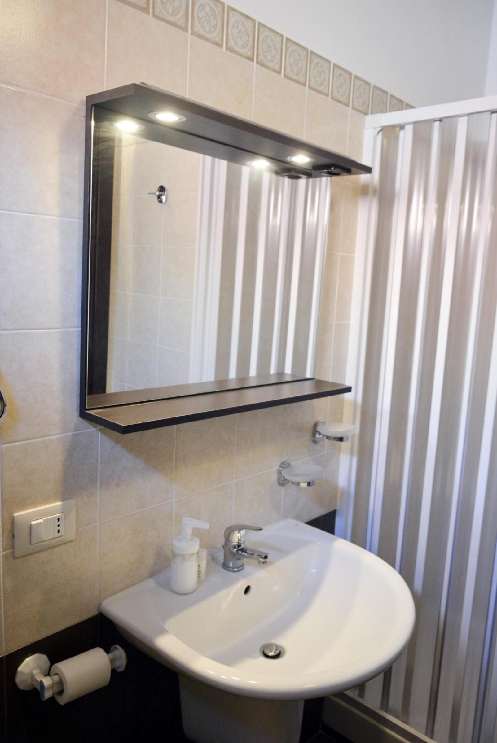Deluxe Triple Room photo 2