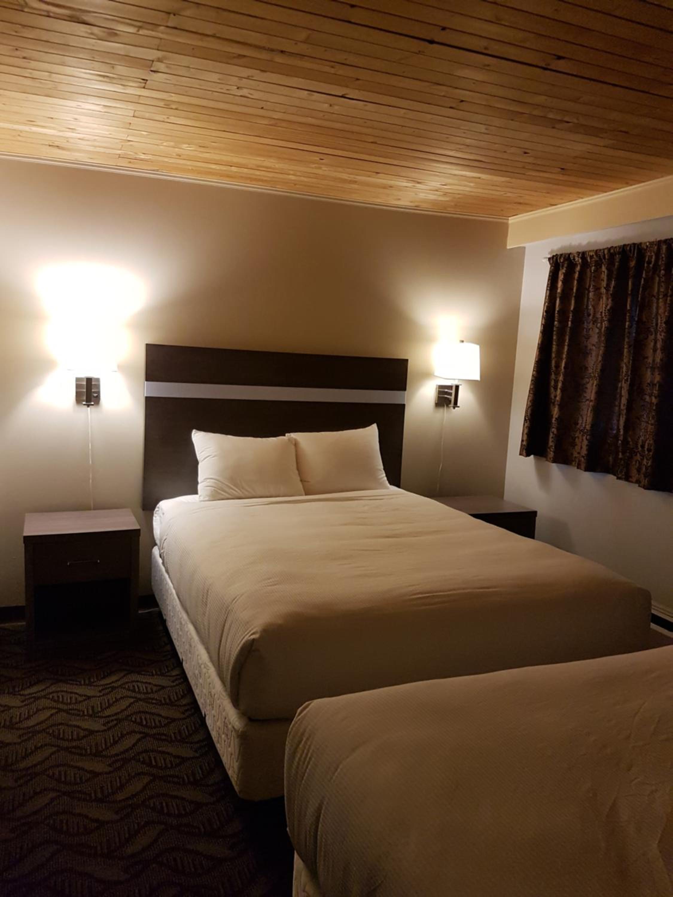 Superior Queen Room with Two Beds photo 1