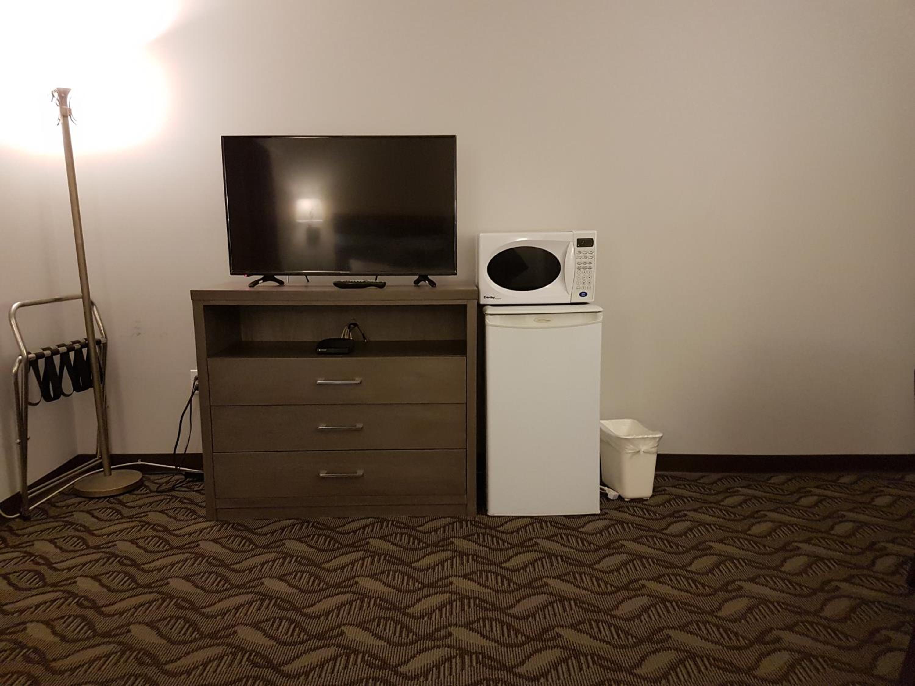Family Room photo 1