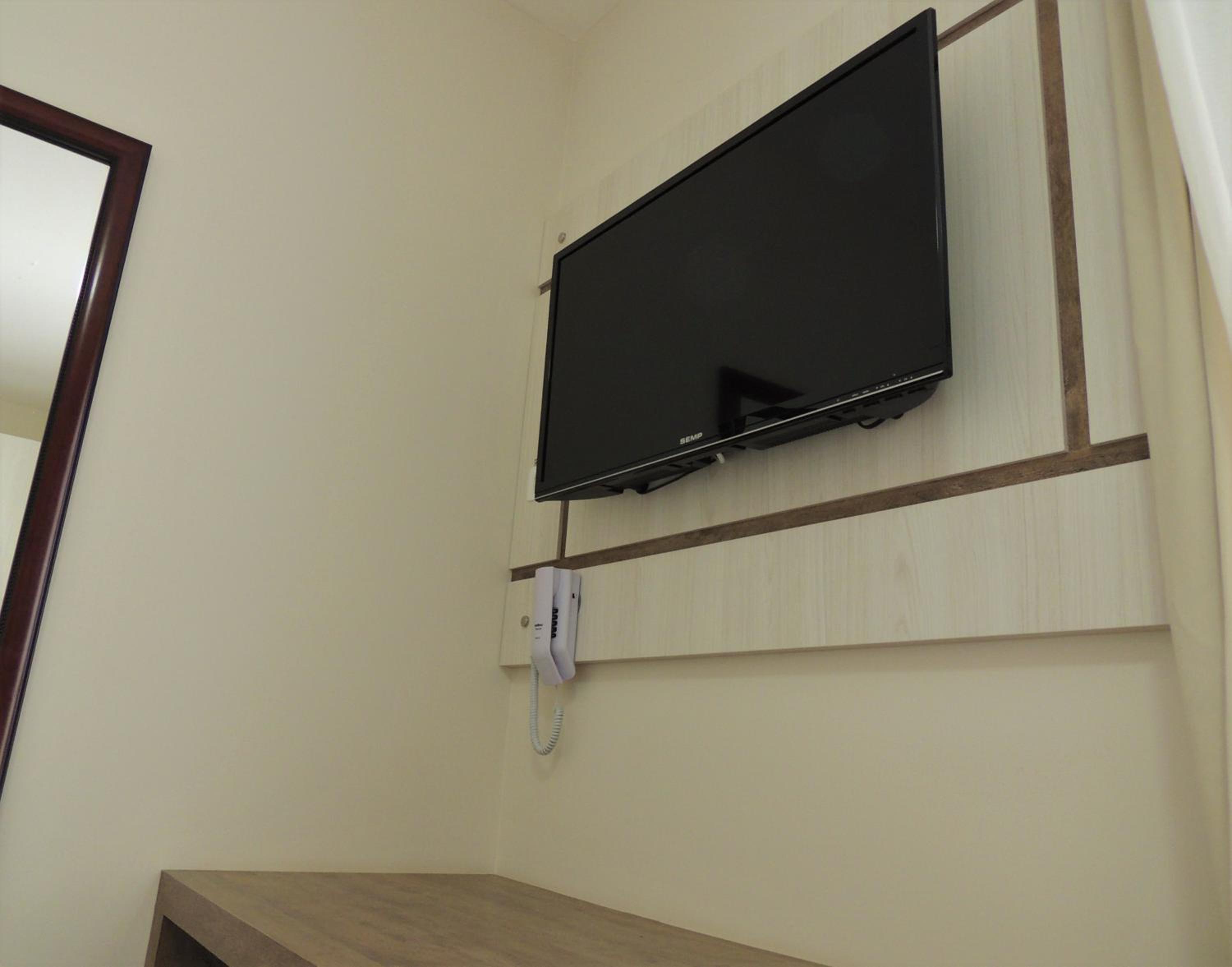 Two-Bedroom Suite photo 2