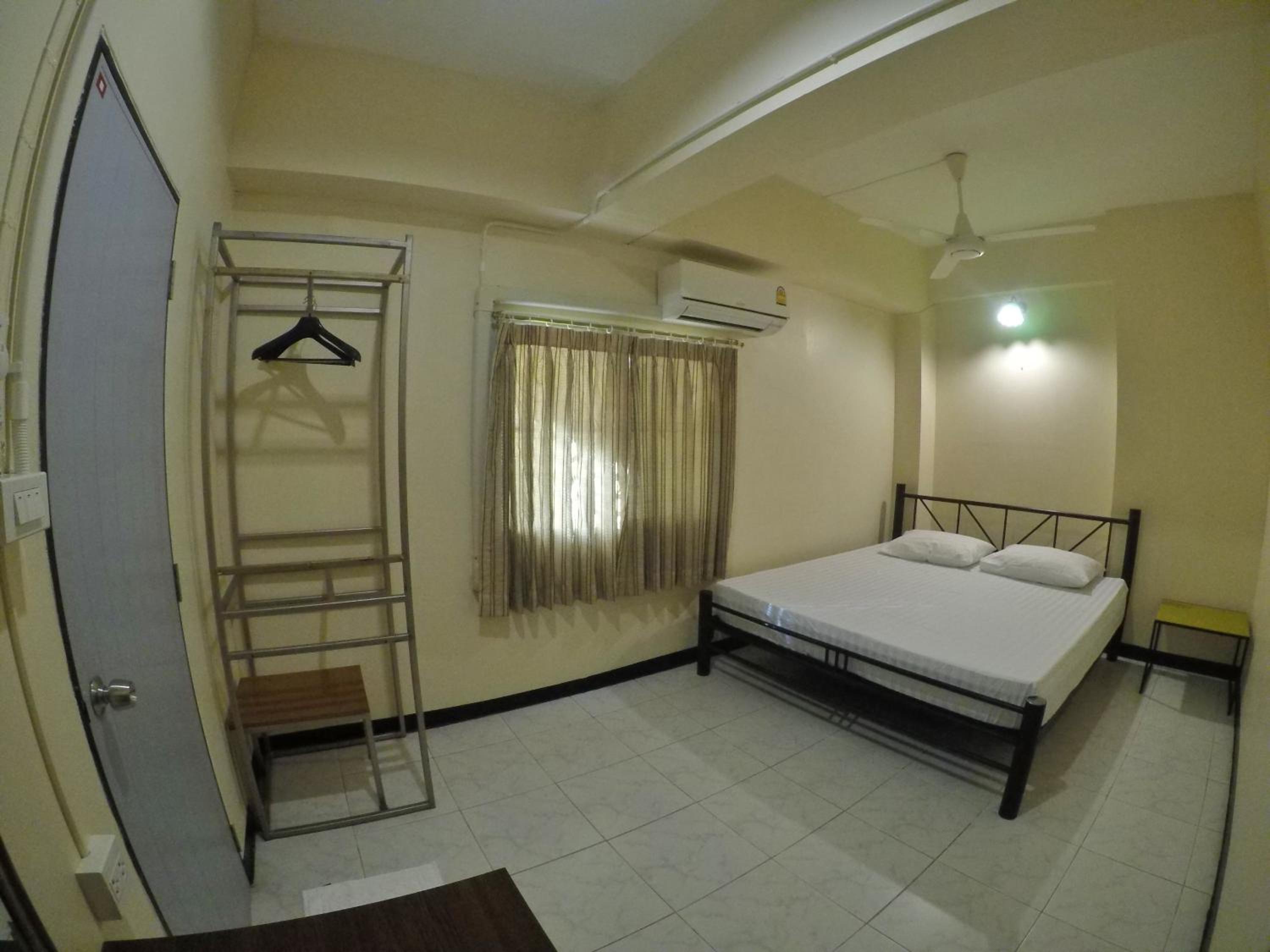 Double Room with Private Bathroom photo 2