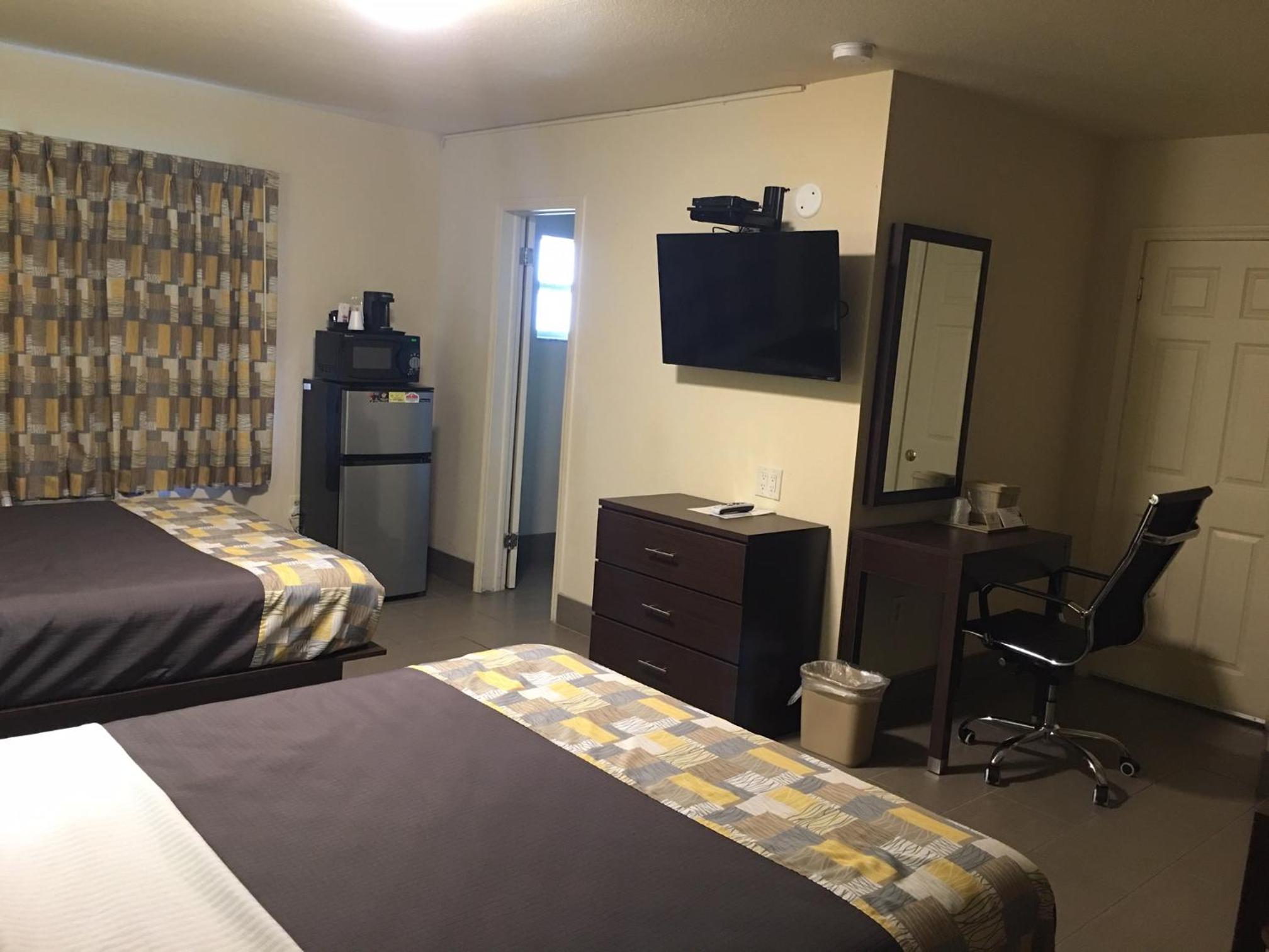 Queen Room with Two Queen Beds