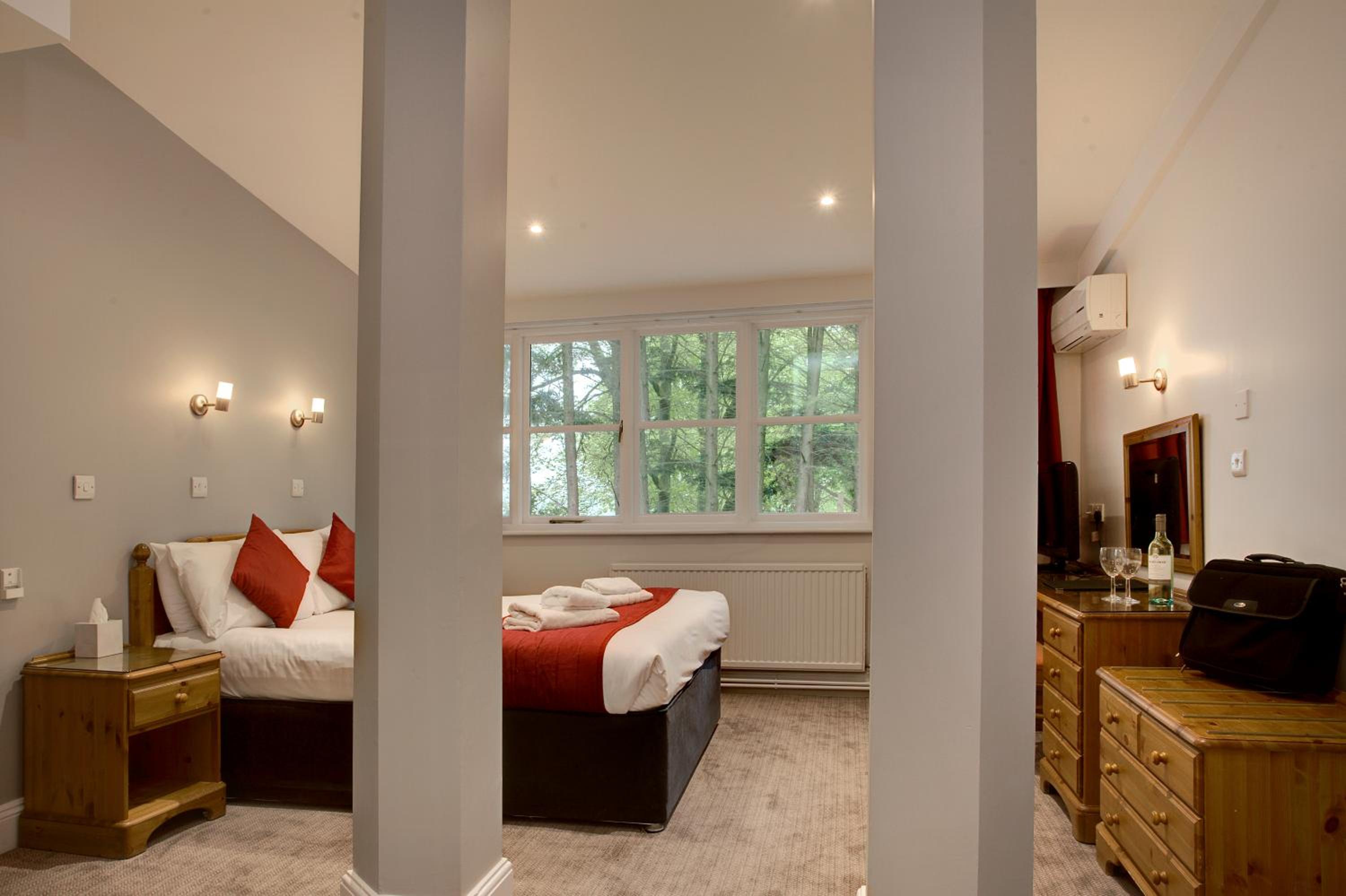 Executive King Room - Non-Smoking - Photo 4