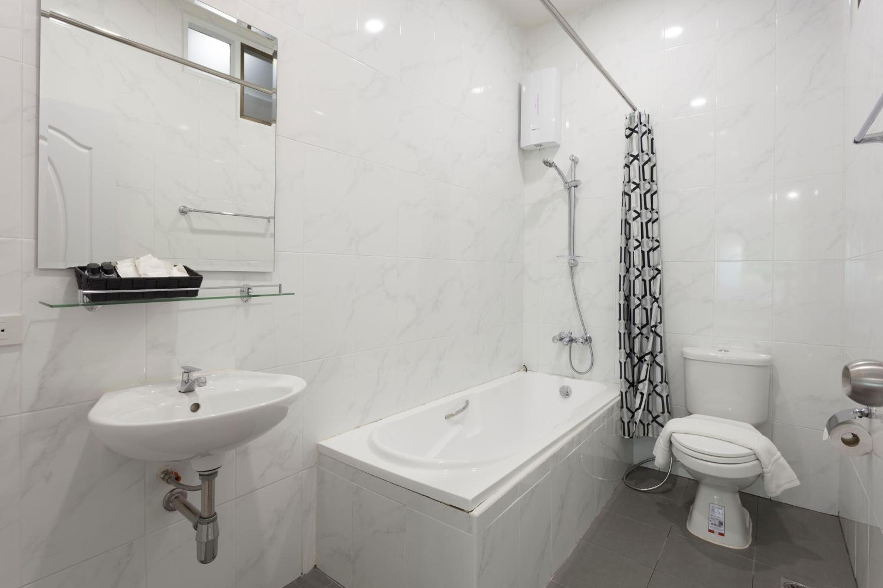 Premium Quadruple Room - Photo 3