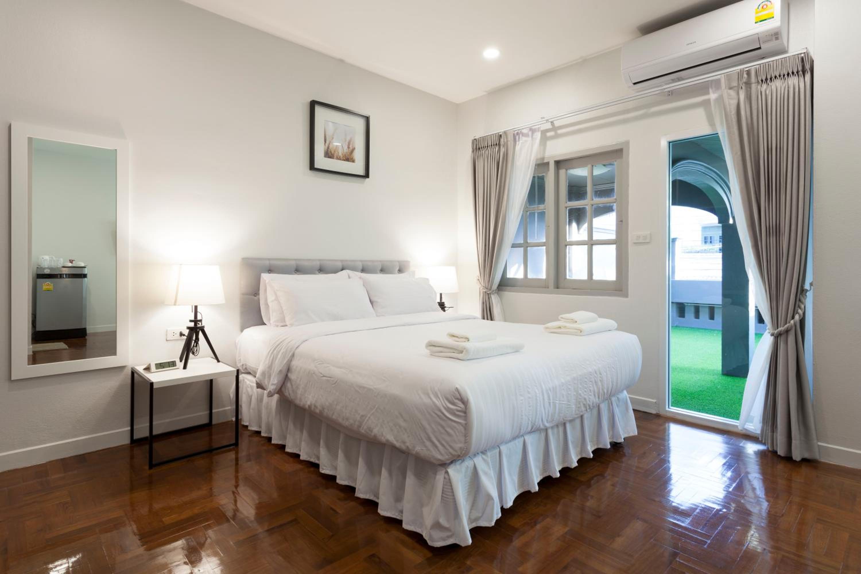 Premium Quadruple Room - Photo 6