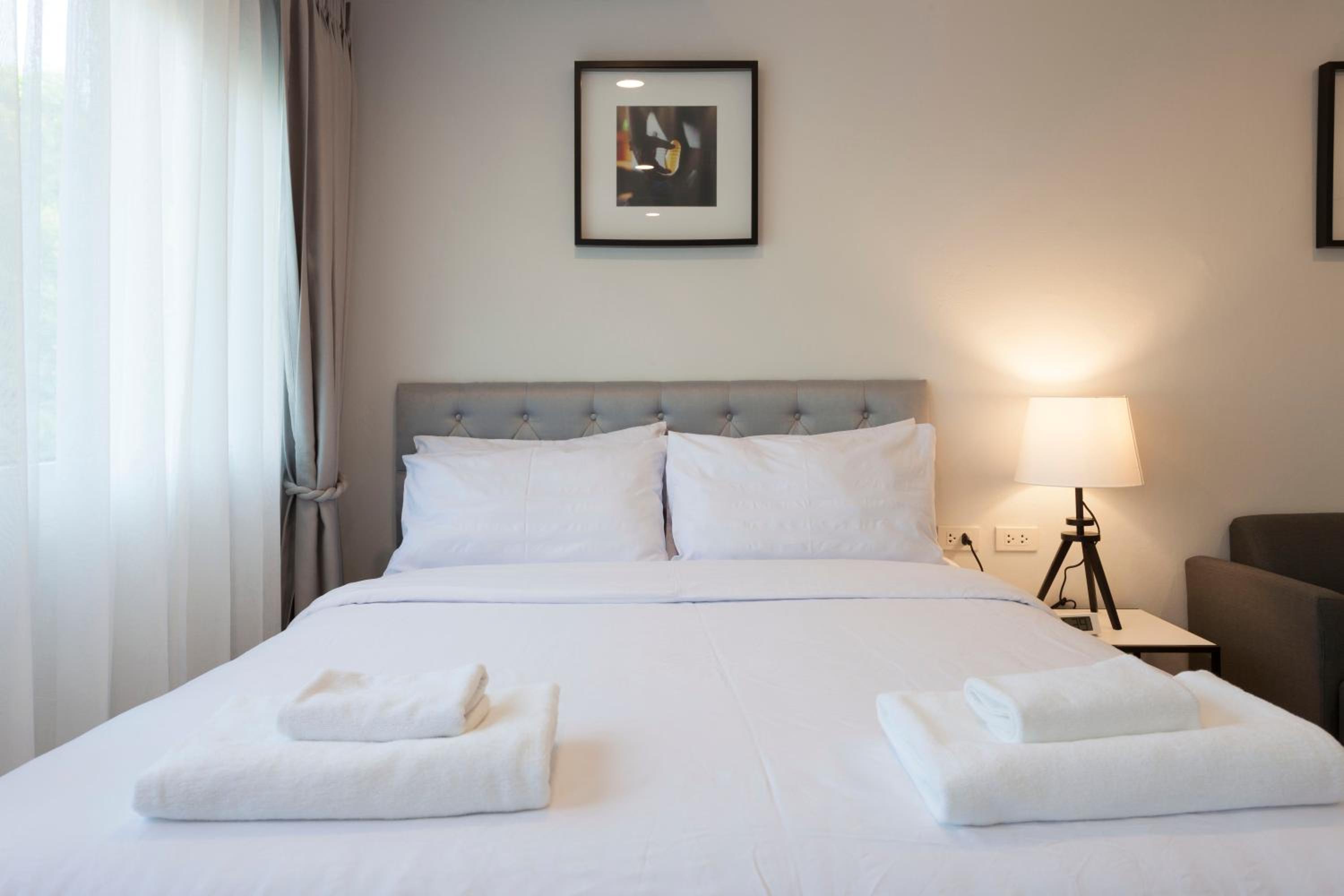 Standard Queen Room - Photo 4