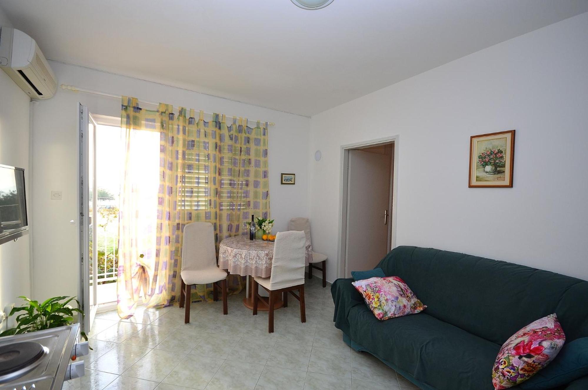 One-Bedroom Apartment with Sea View