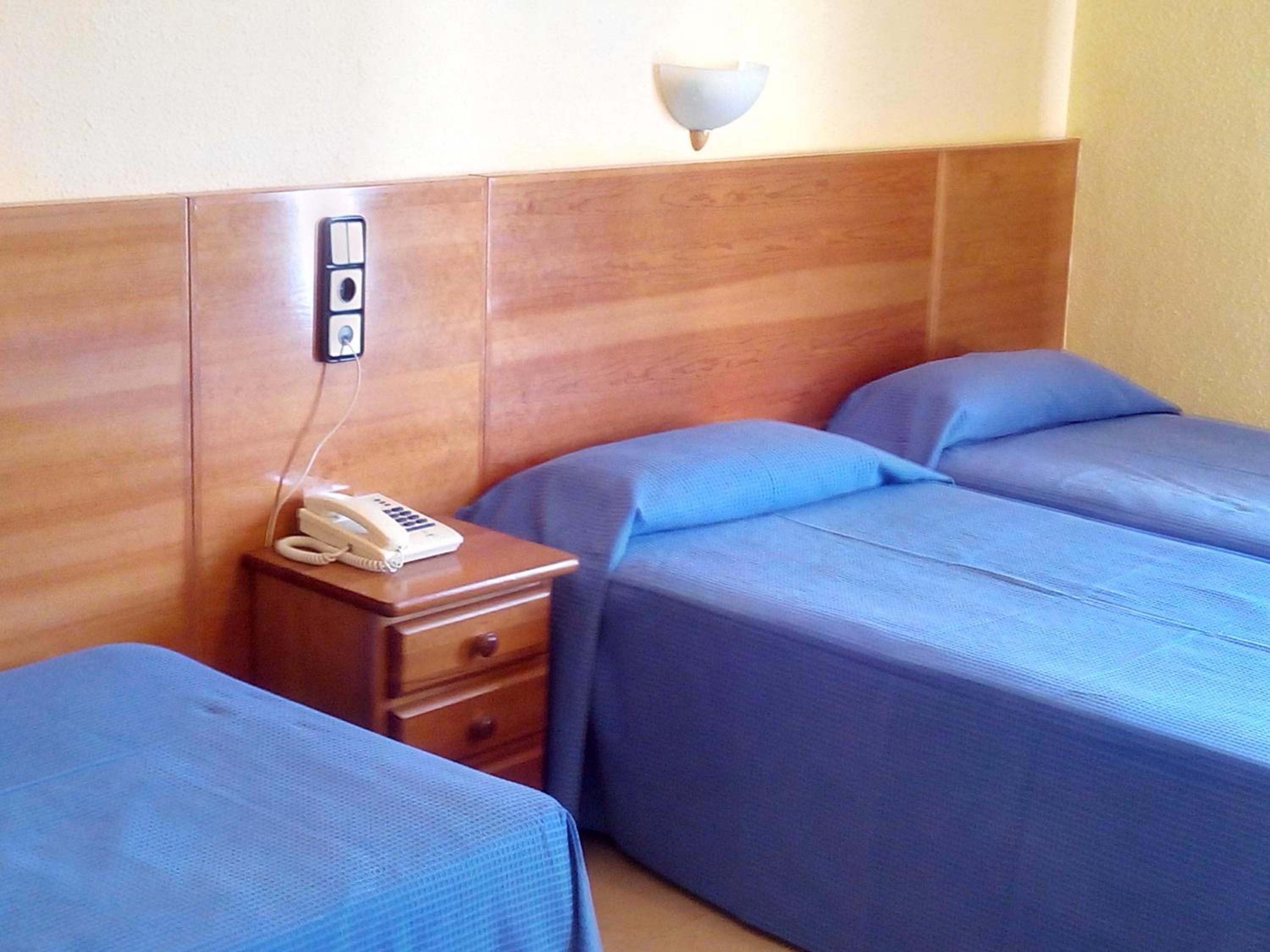 Habitación Familiar con Vista Frontal al Mar (3 adultos + 2 niños)