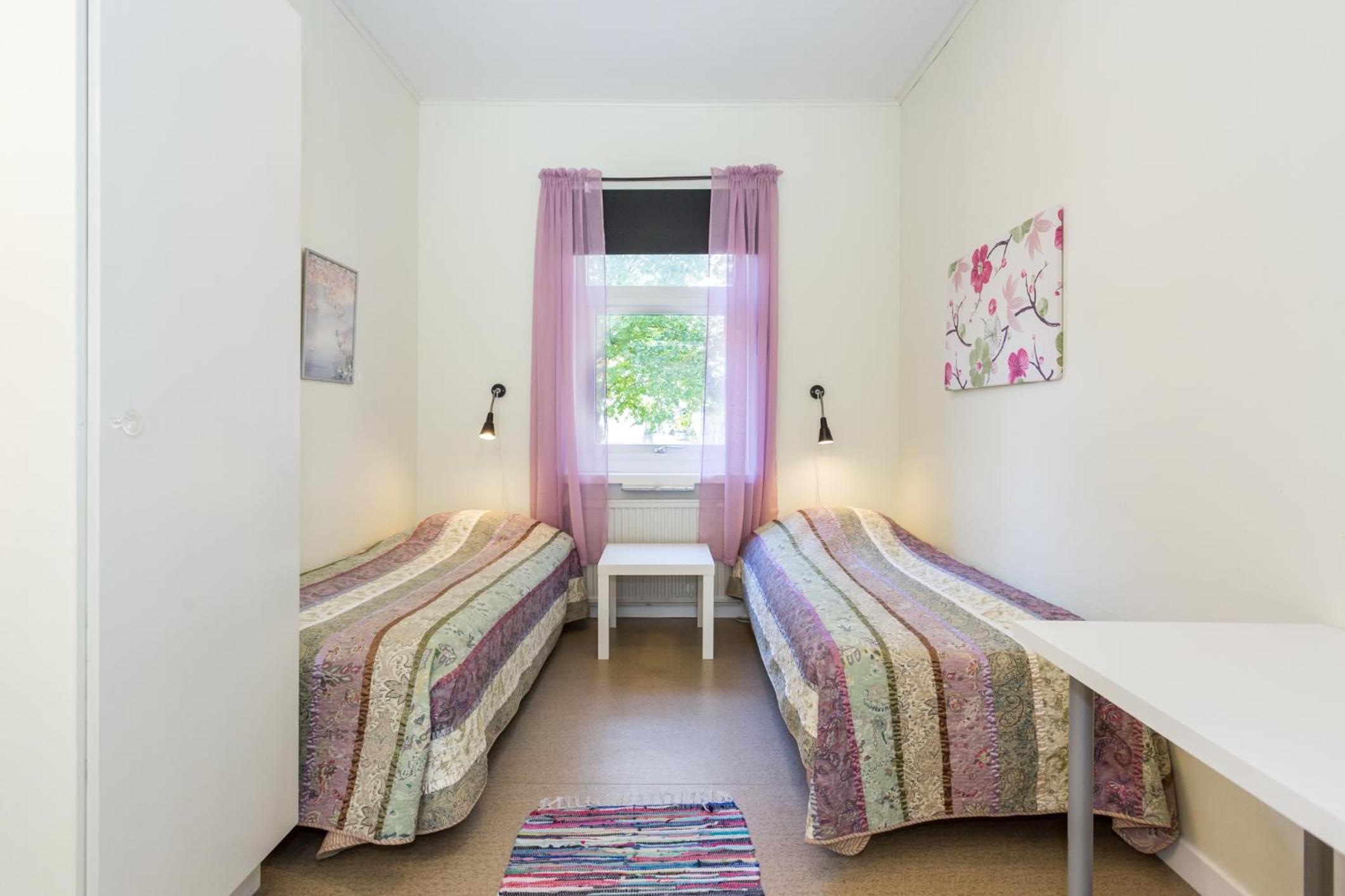 Twin Room With Shared Bathroom photo 2