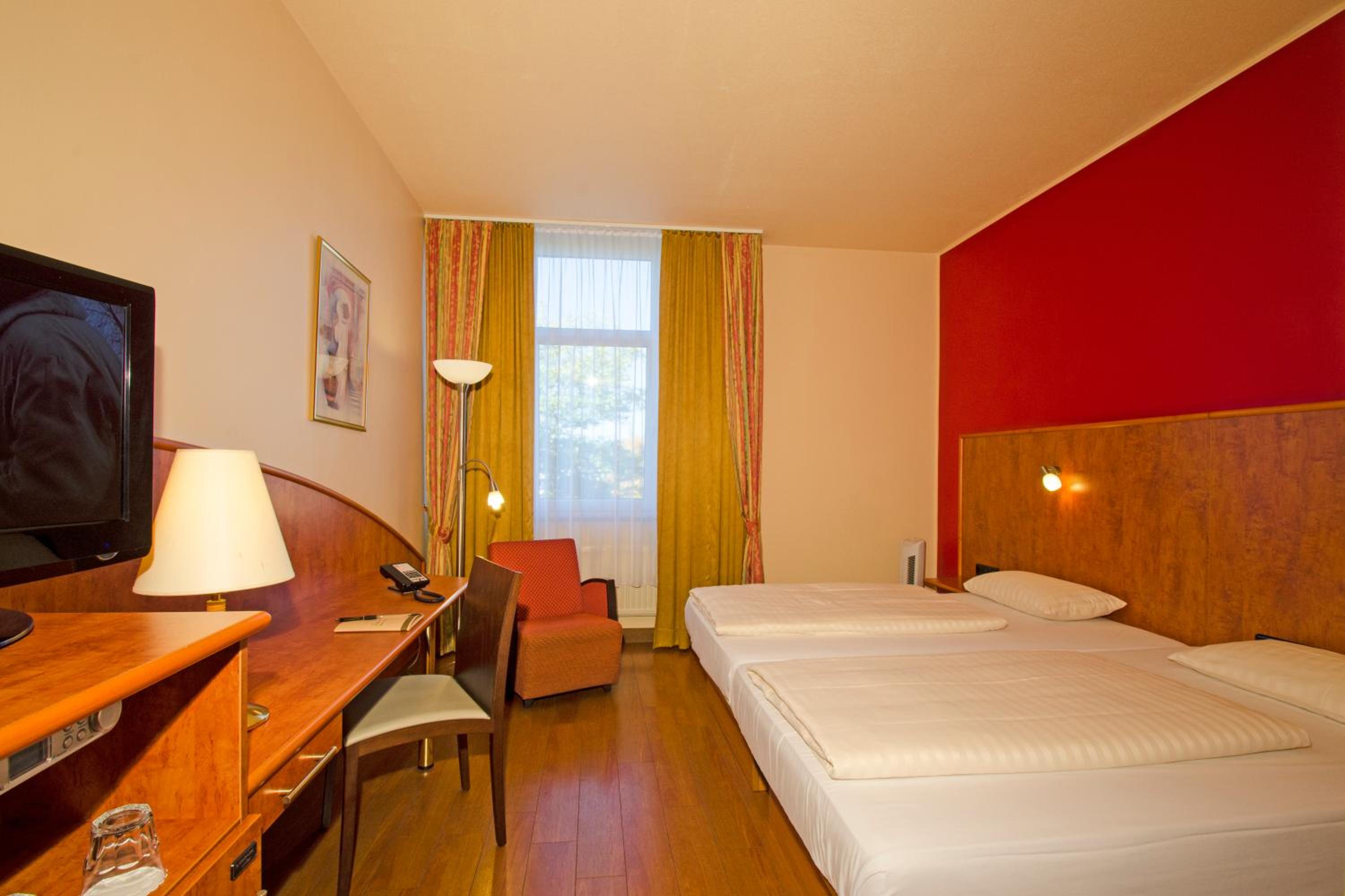 Business Double Room photo 3