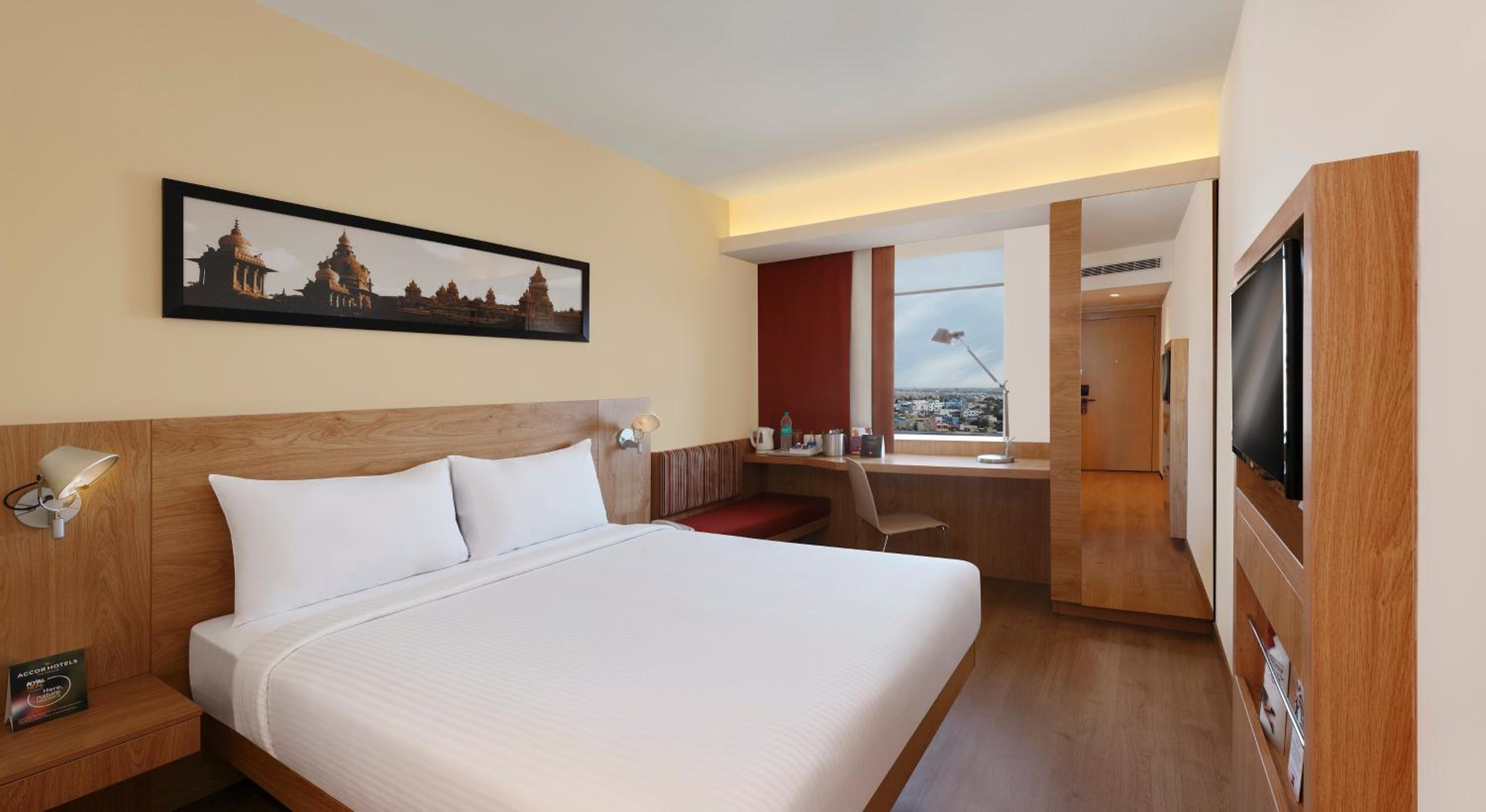 Deluxe Queen Bed Room - Sweet Bed by ibis - Photo 4