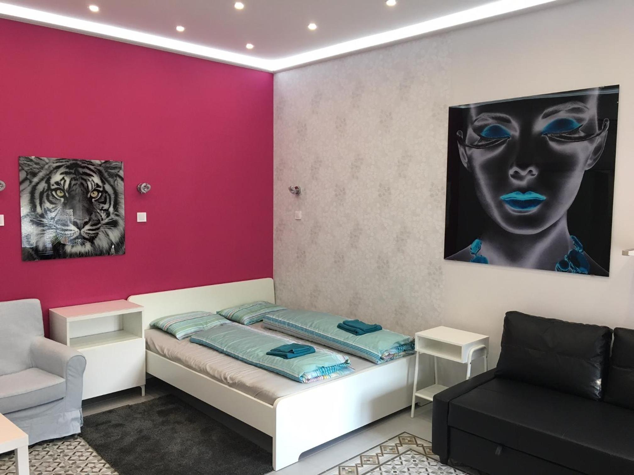 Studio Apartment