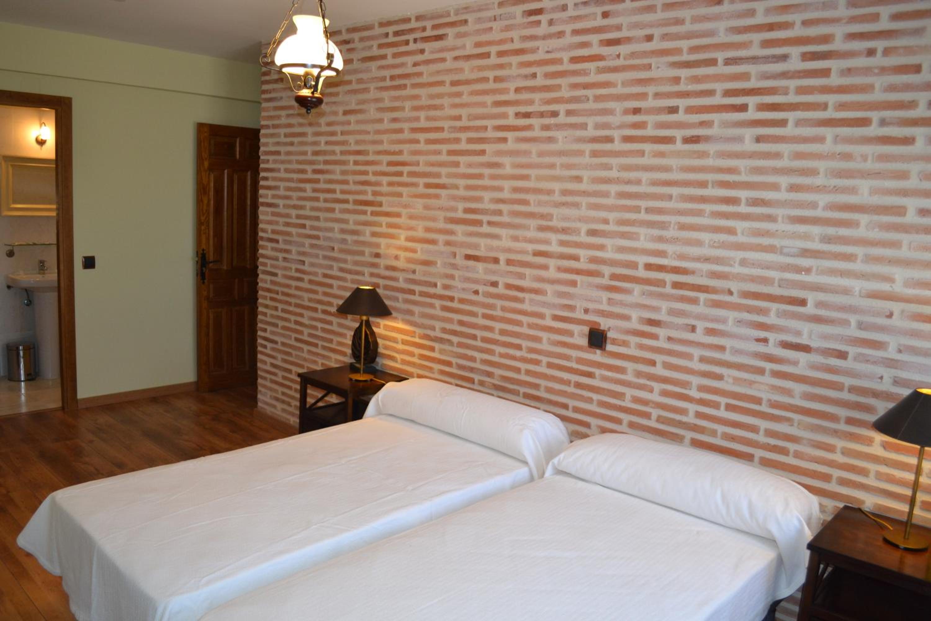 Habitación Doble o con Dos Camas