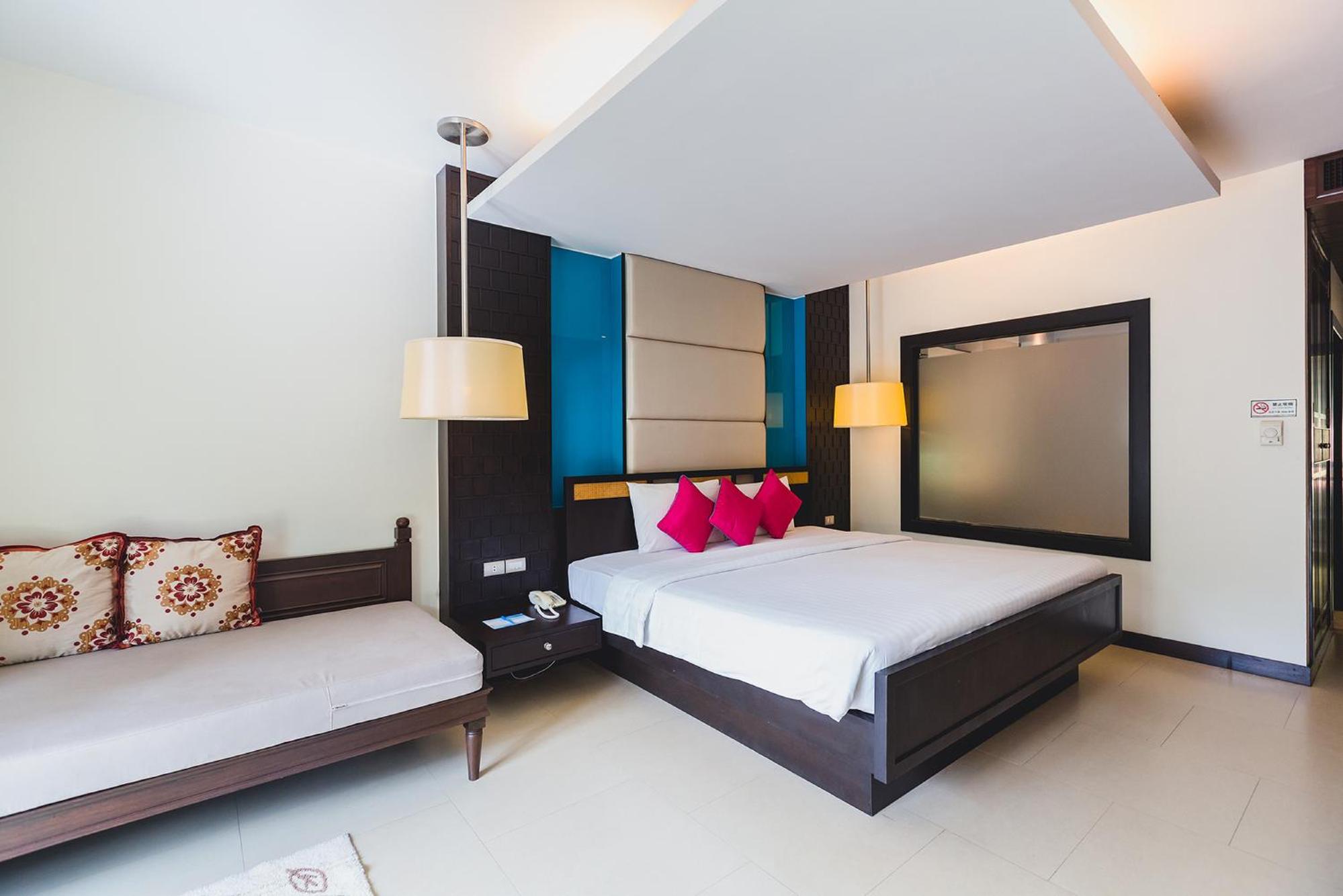 Grand Deluxe Double Room - Photo 9