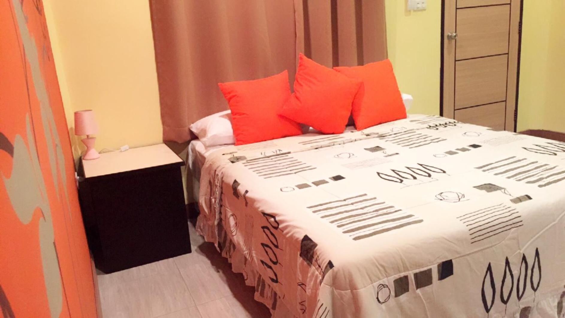 Deluxe Room (2 Adults + 1 Child) photo 2