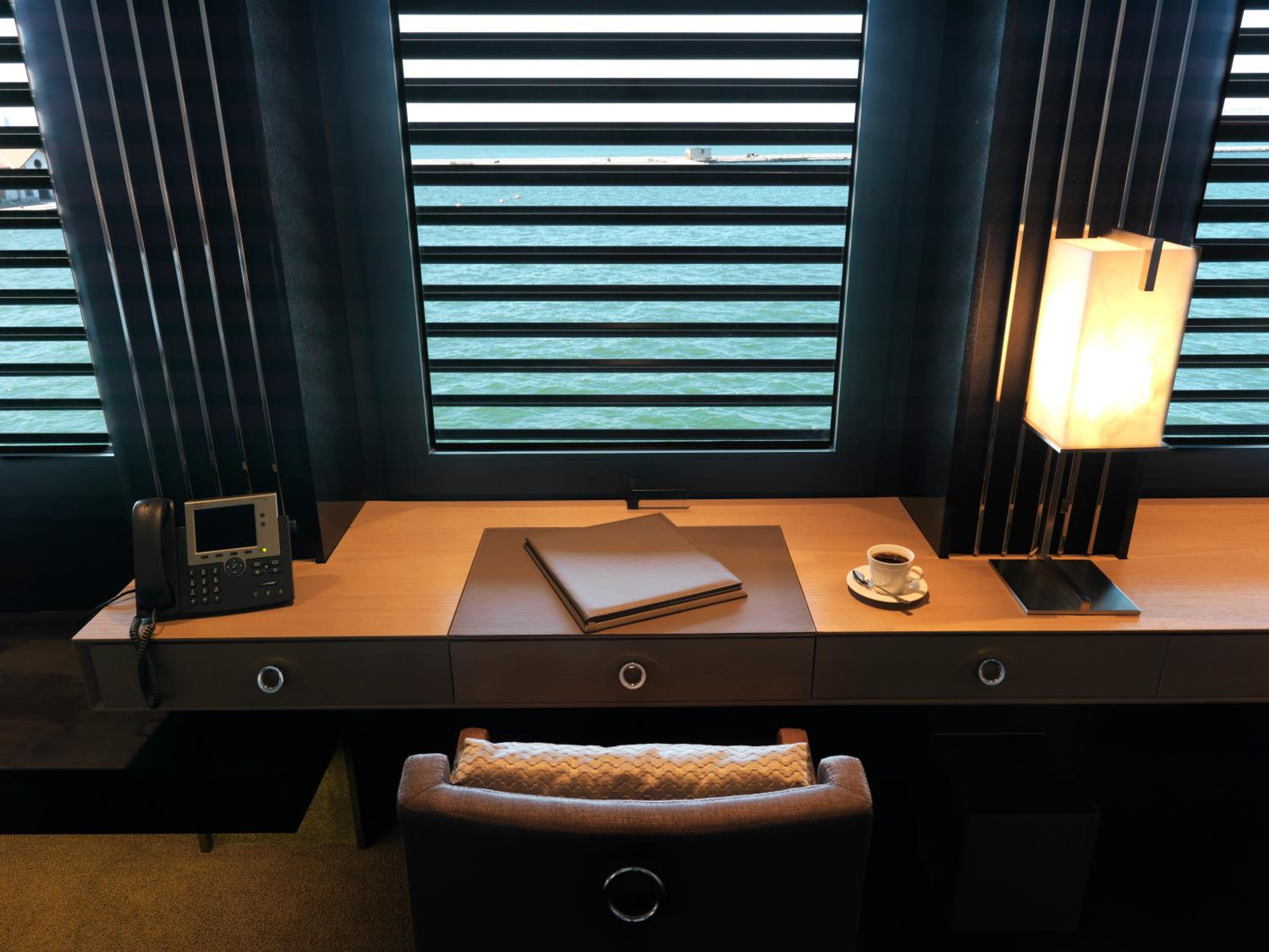 Standard Double Room with Sea View photo 2