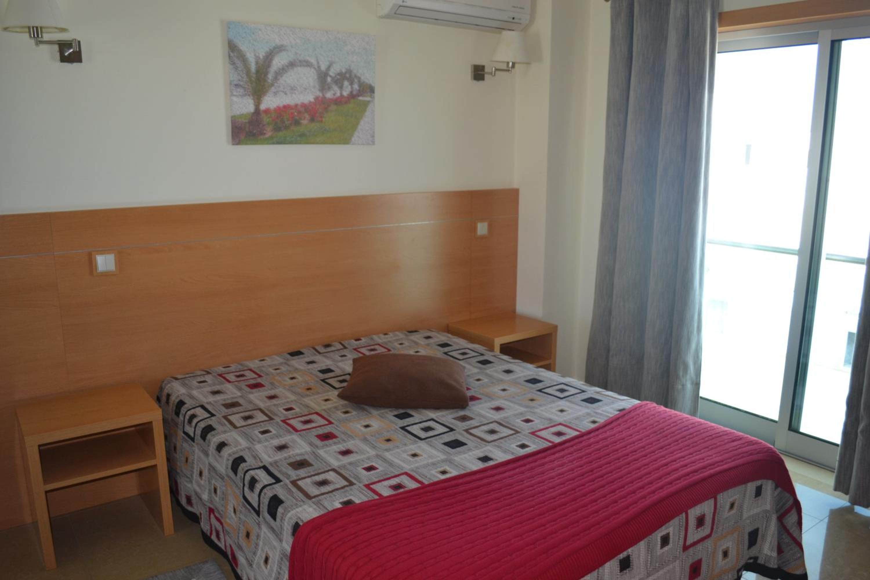 Double or Twin Room photo 3