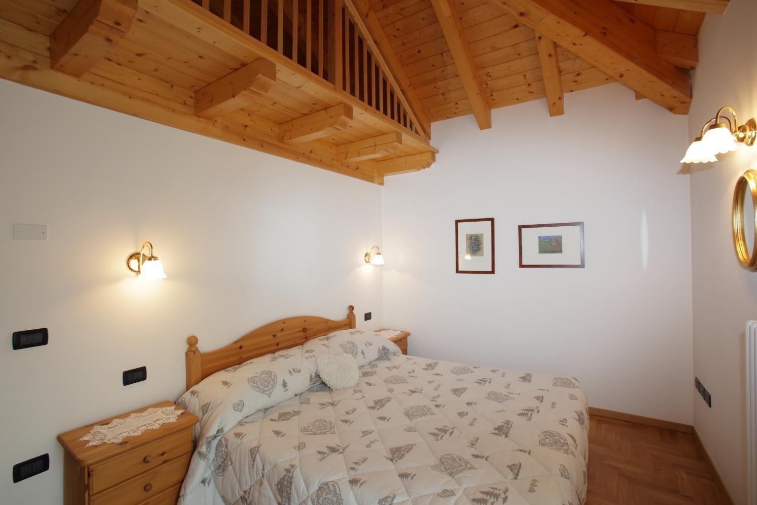 Two-Bedroom Apartment with Lake View photo 1