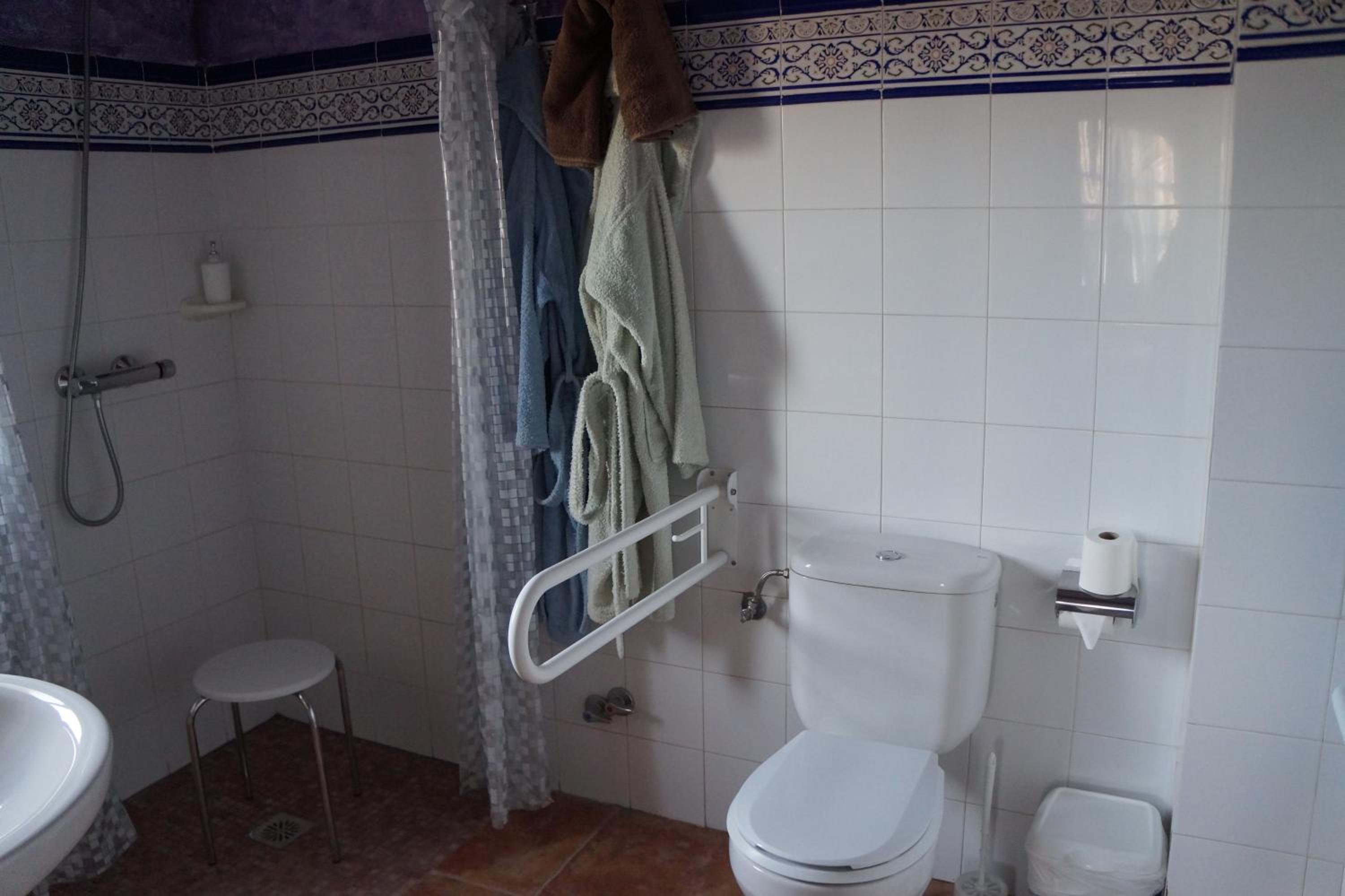 Standard Twin Room With Mountain View photo 2