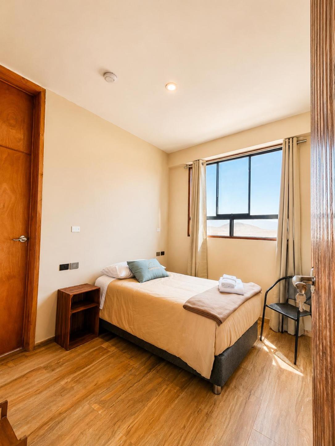Single Room with Private Bathroom photo 2