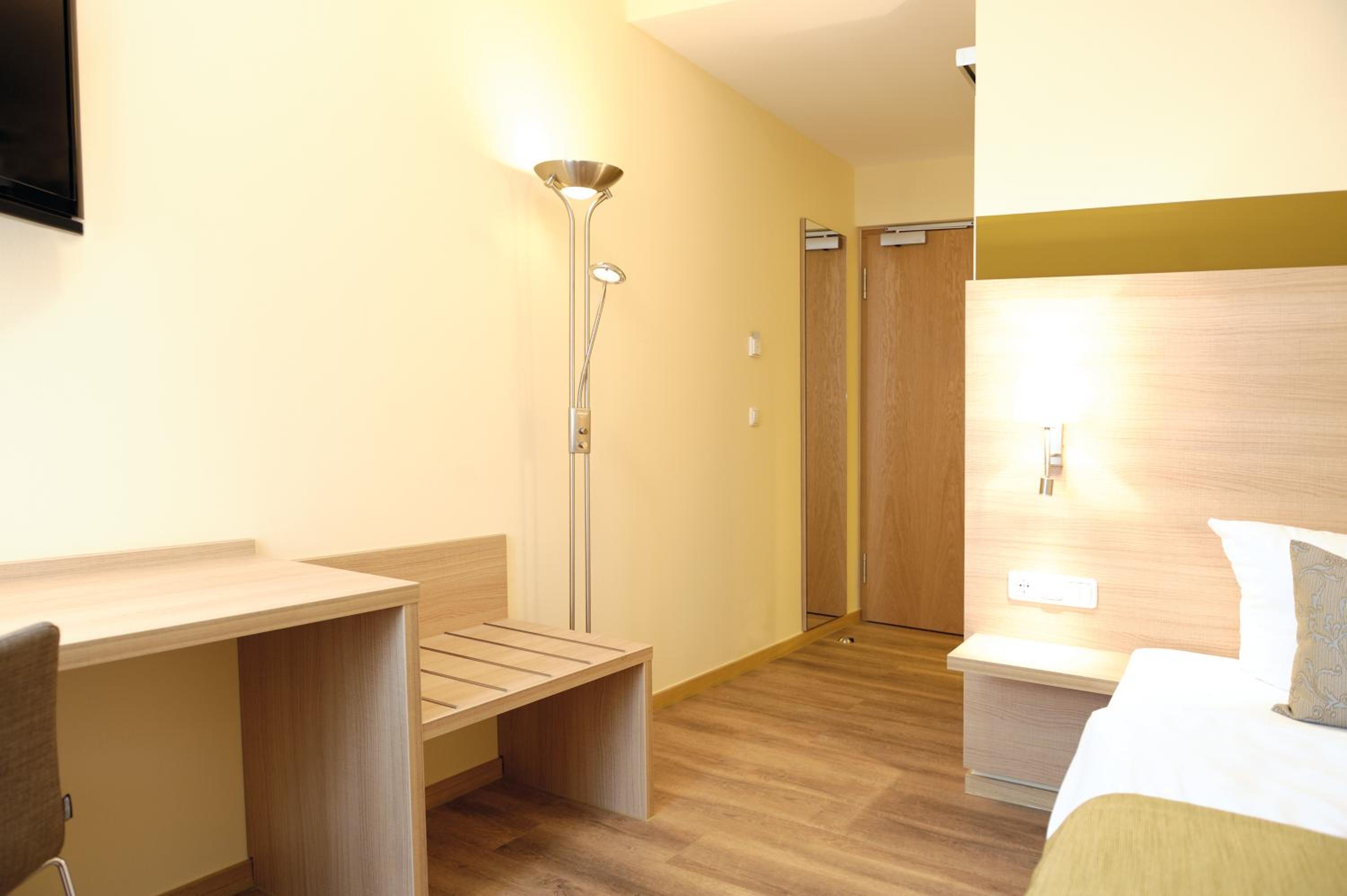 Standard Single Room