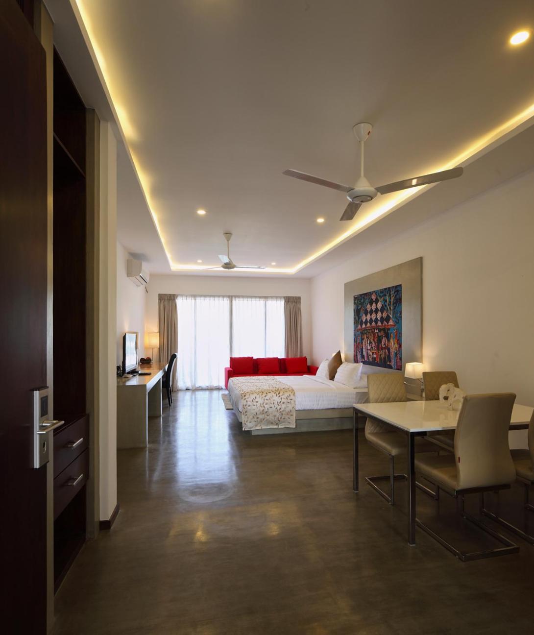 Queen Suite with Sea View