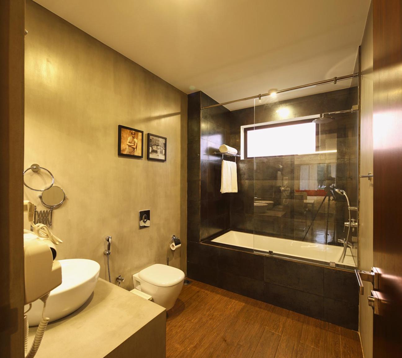 Queen Suite with Sea View photo 2