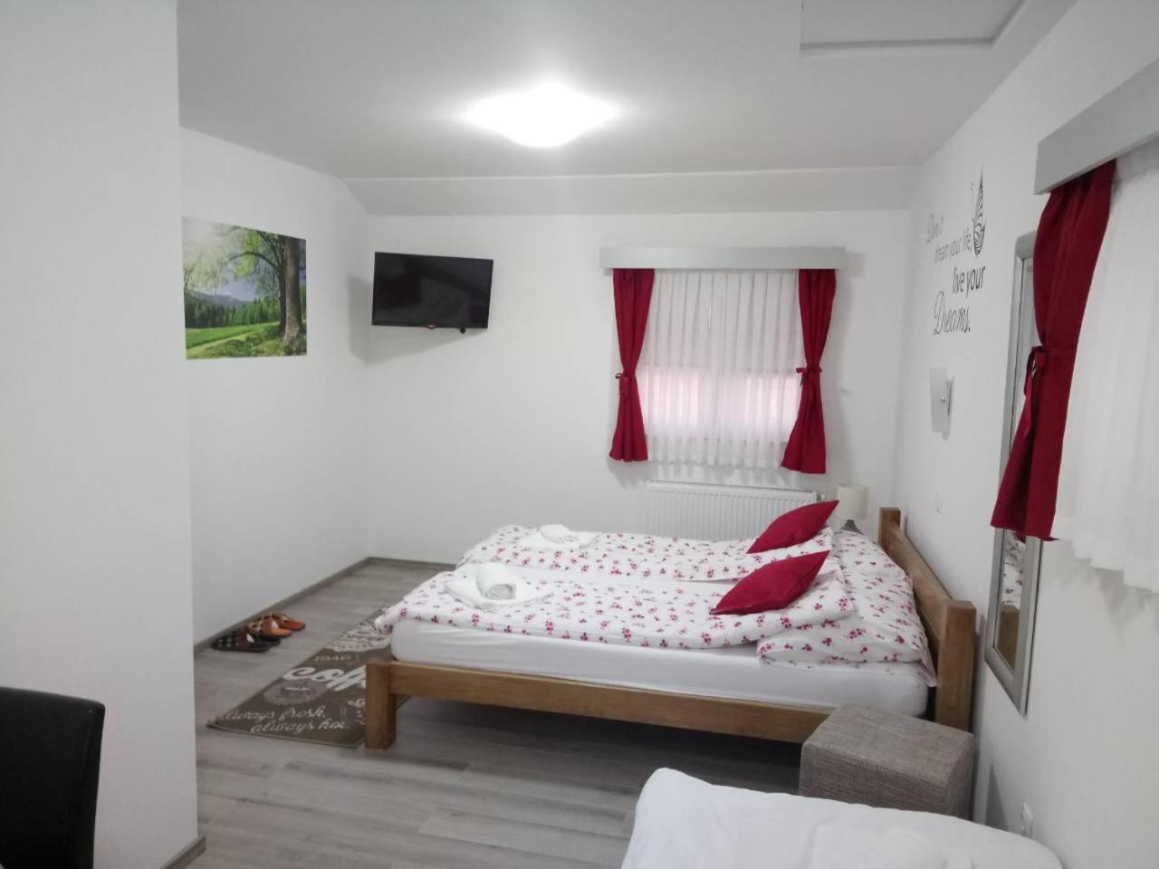 Deluxe Double or Twin Room with Balcony photo 1