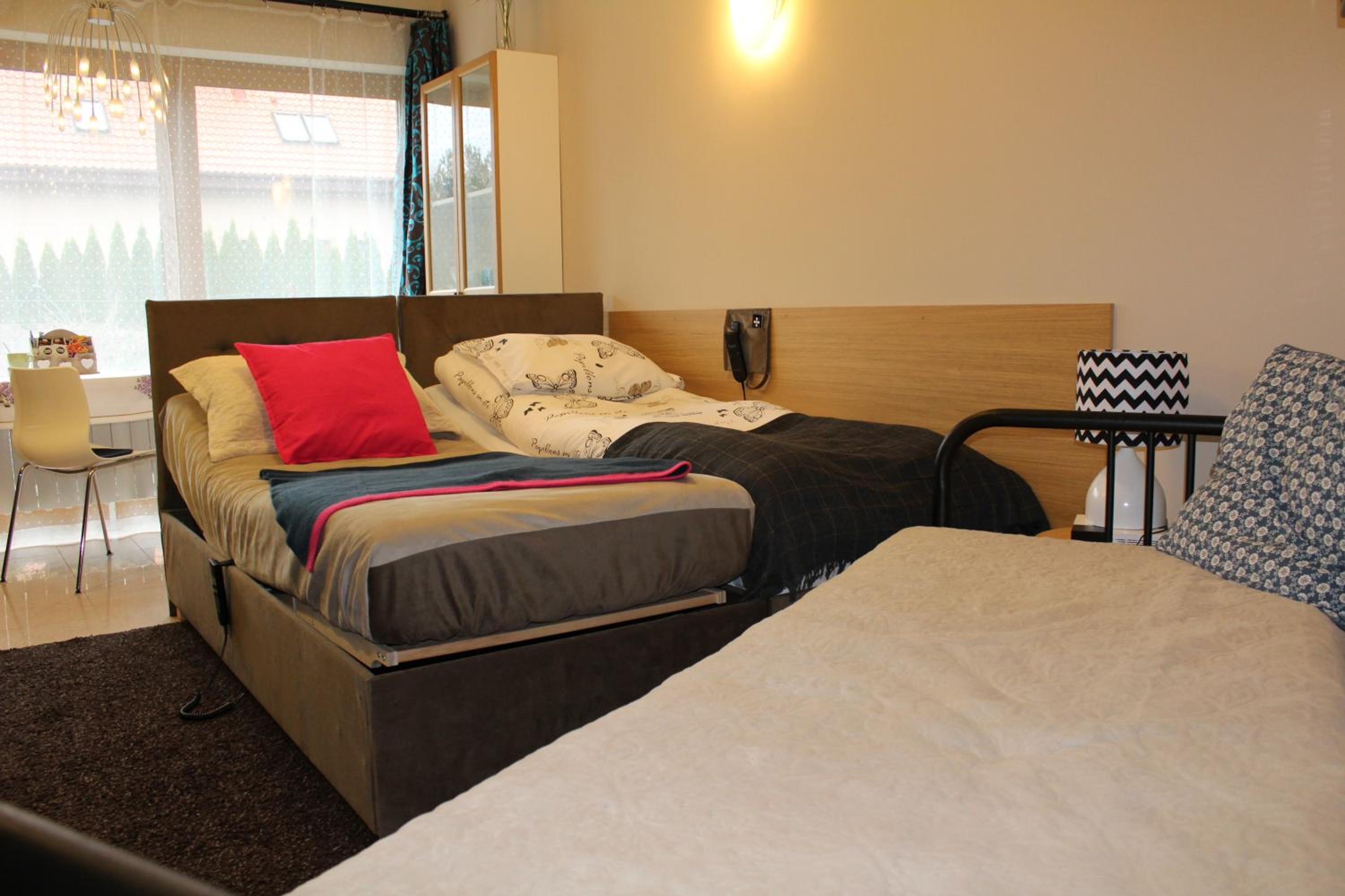 Studio Apartment with Kitchenette and Terrace - Photo 32
