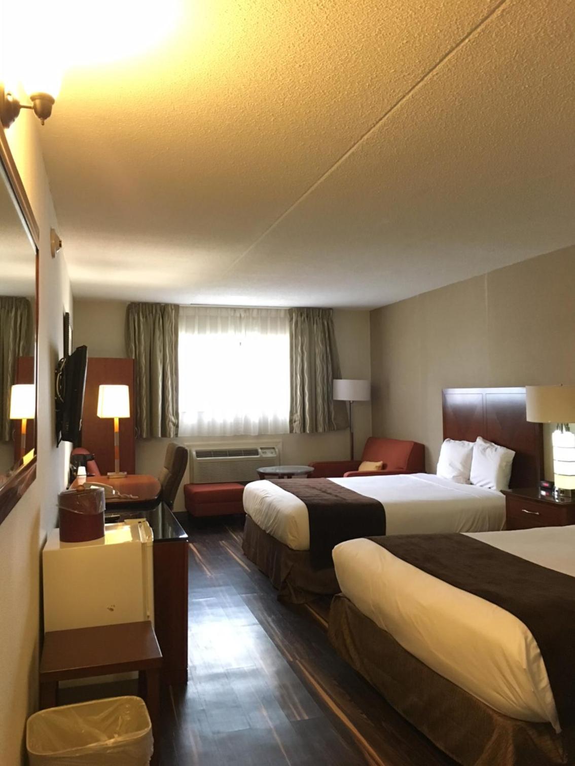 Double Room - Non Smoking photo 3