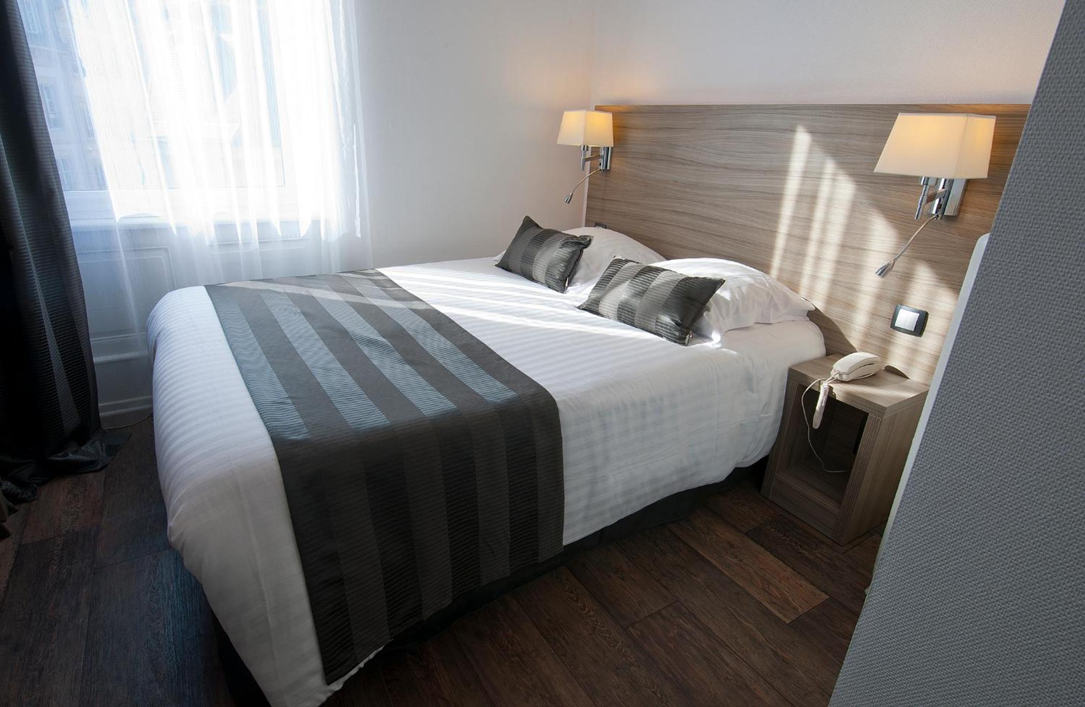 Double Room - Photo 5