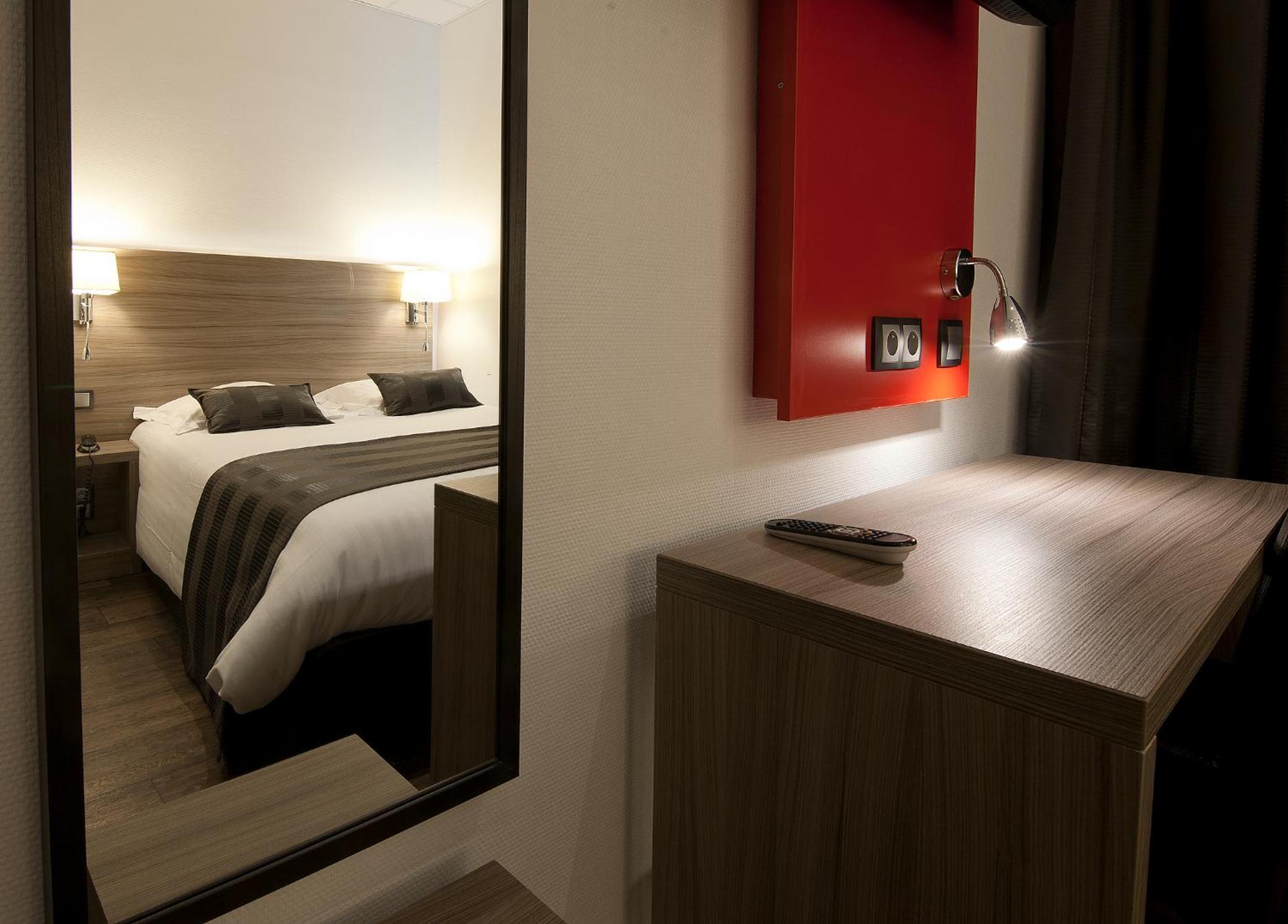 Double Room - Photo 2