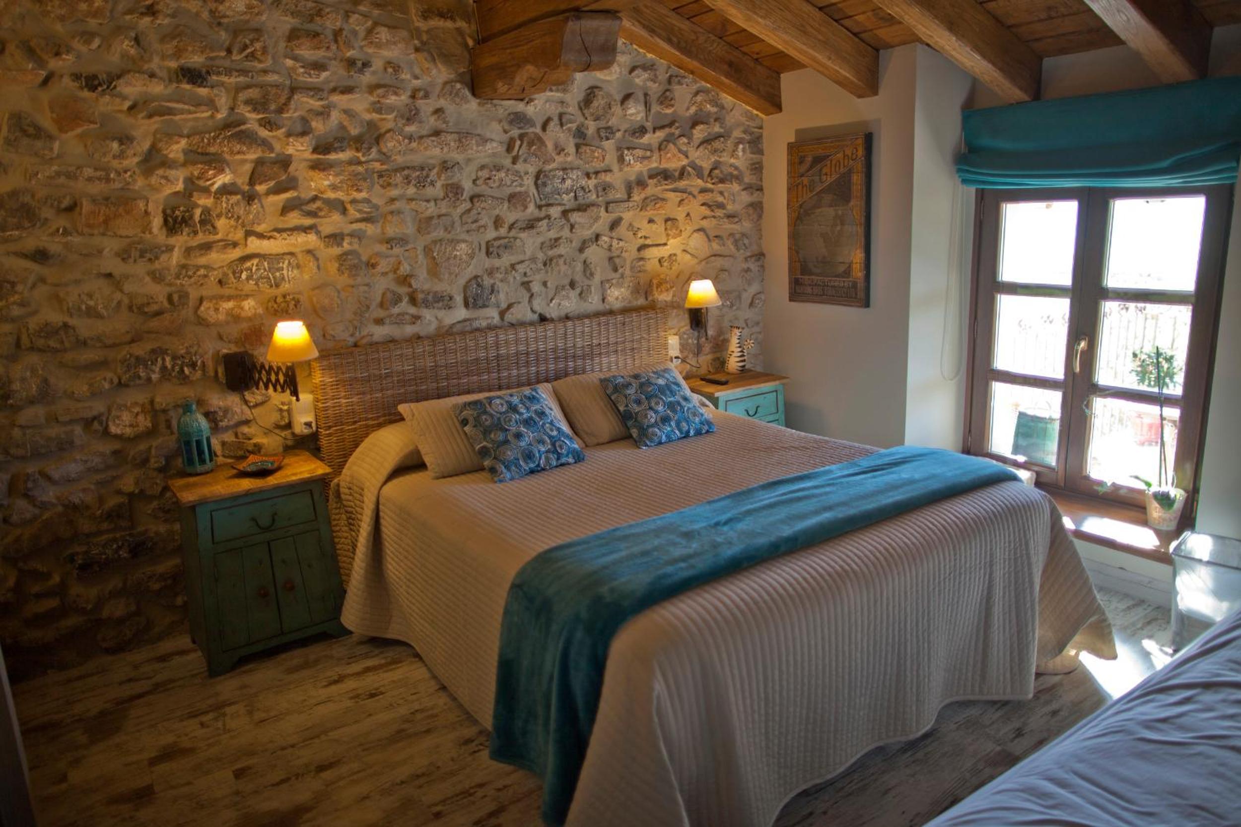 Habitación Doble Deluxe con Sofá Cama (2 Adultos + 1 Niño) hasta 12 años