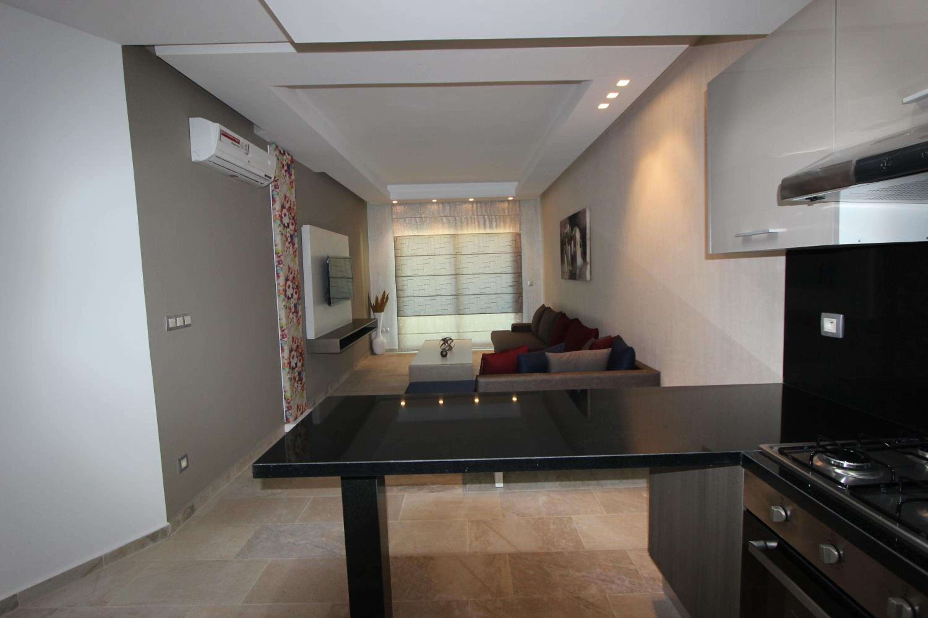 Apartment with Sea View - Photo 5