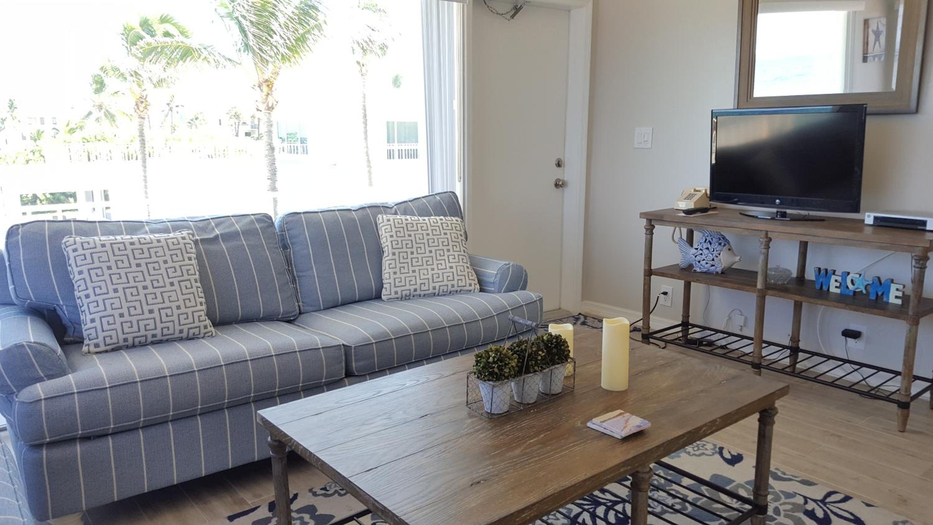 Apartment with Sea View 217