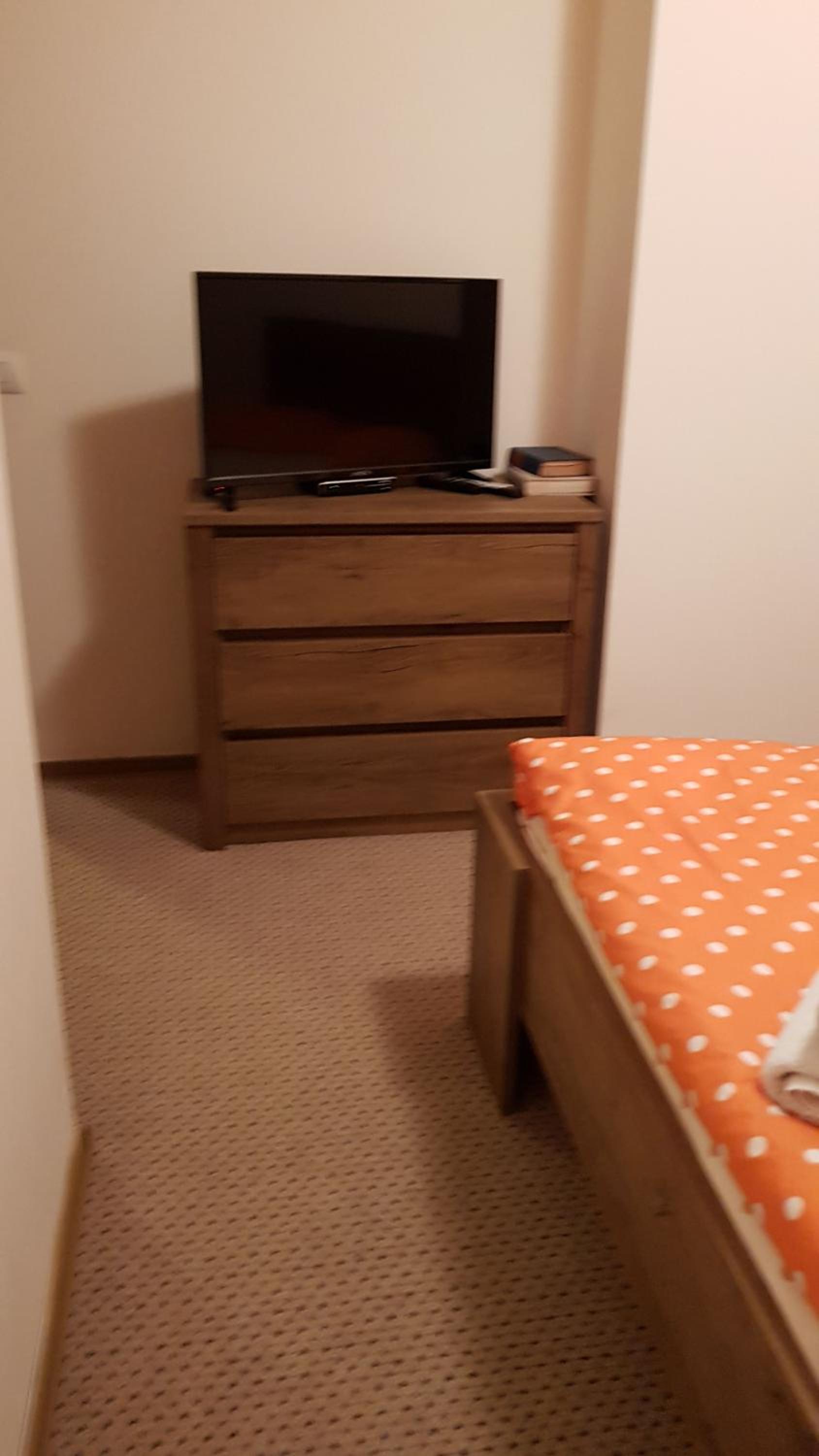 Double Room - Photo 10