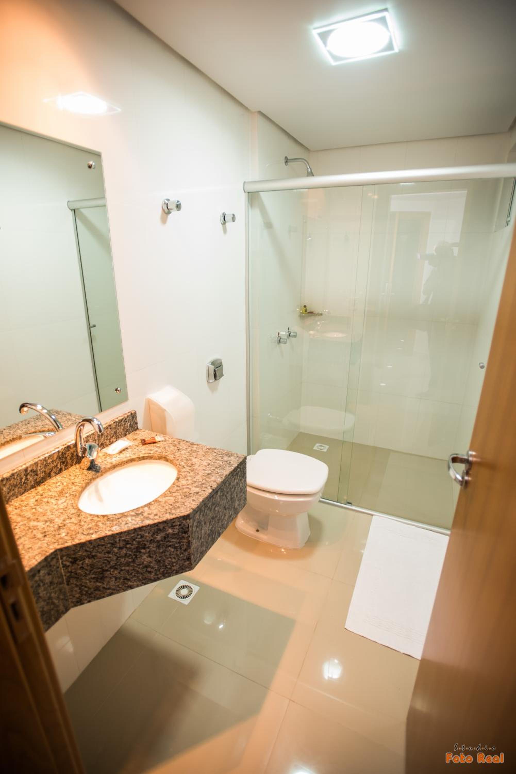 Double Room - Disability Access photo 3
