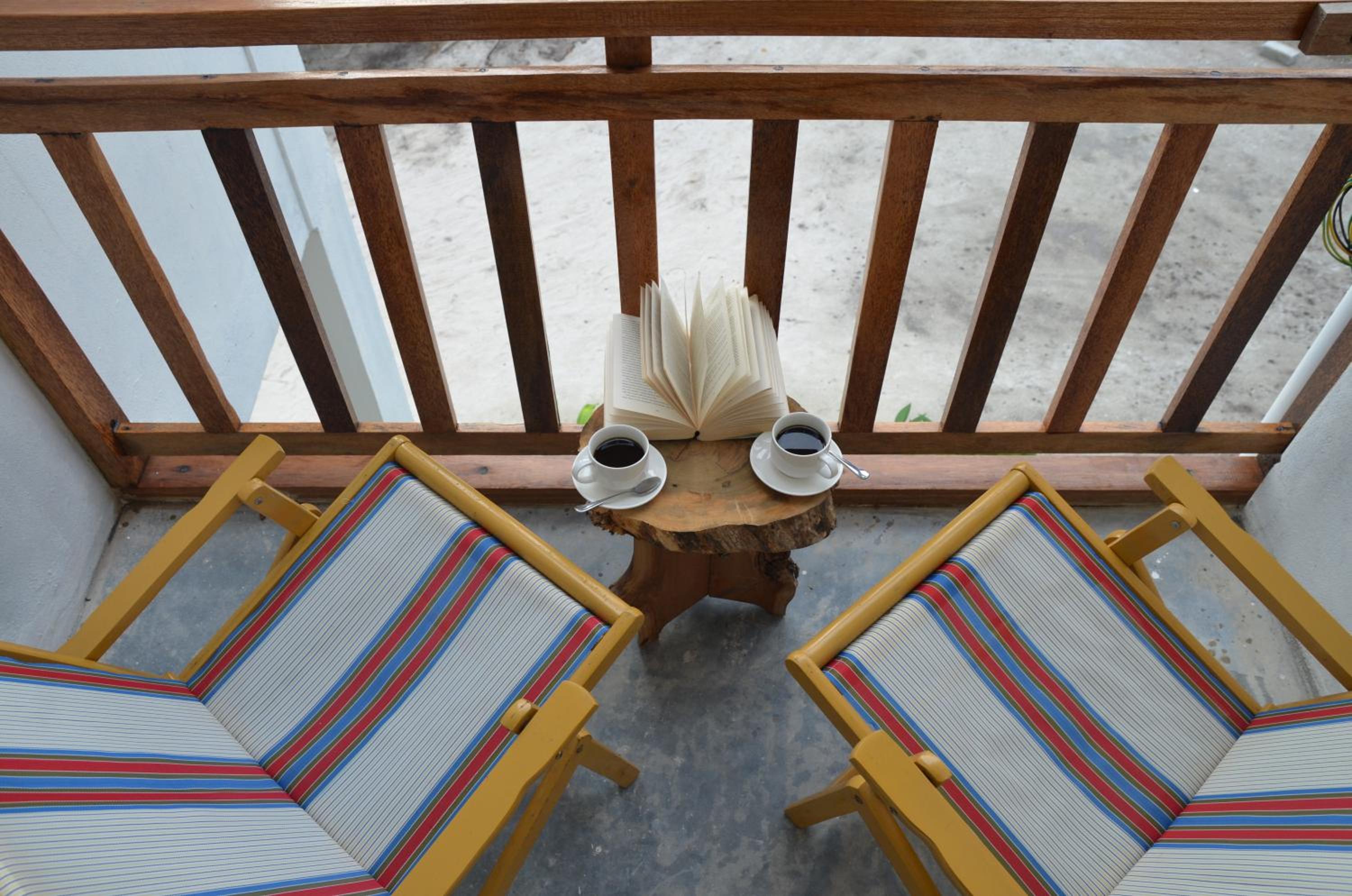 Deluxe Double Room with Balcony - Photo 14