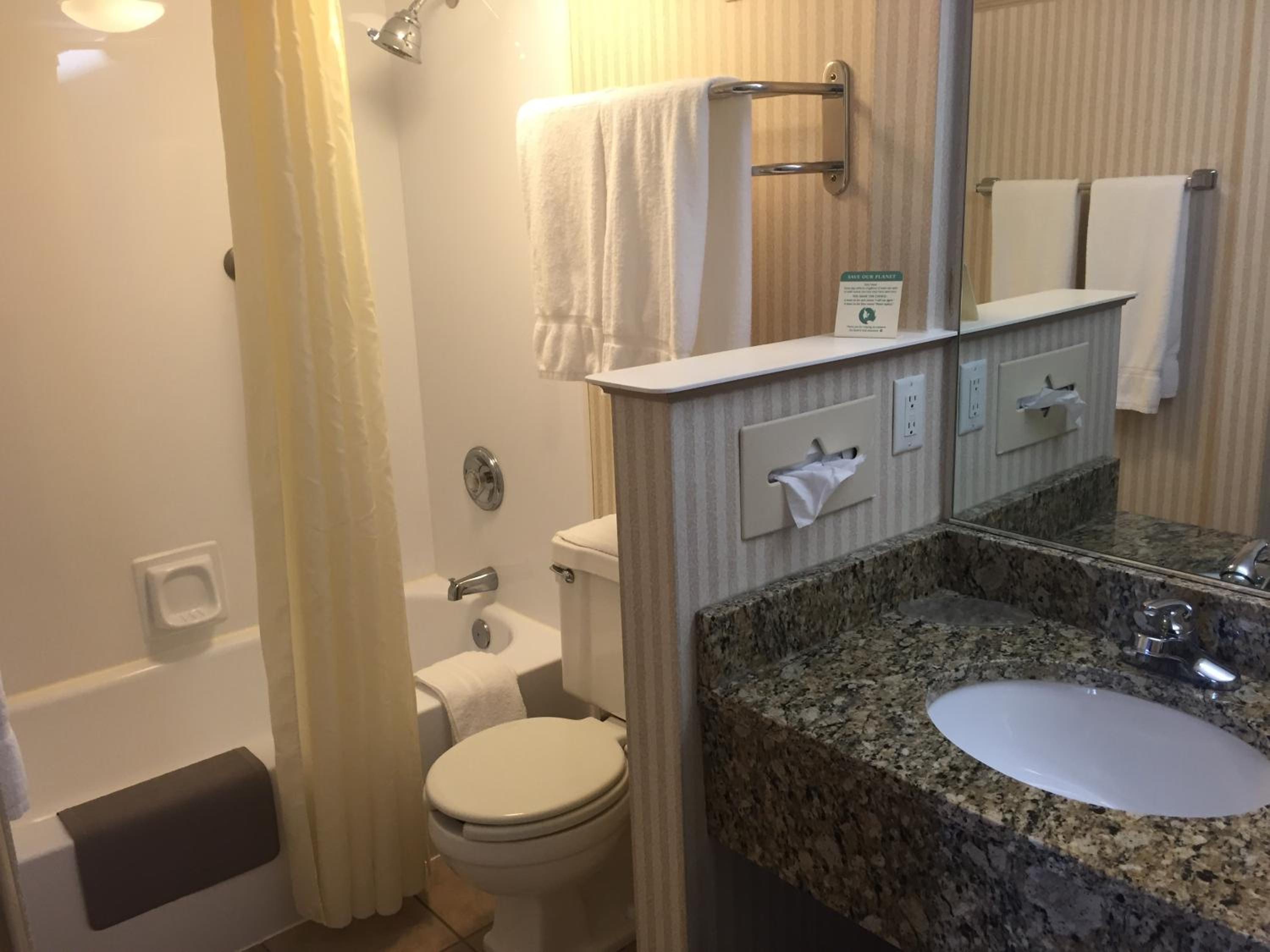 Double Room - Non-Smoking  - Photo 2