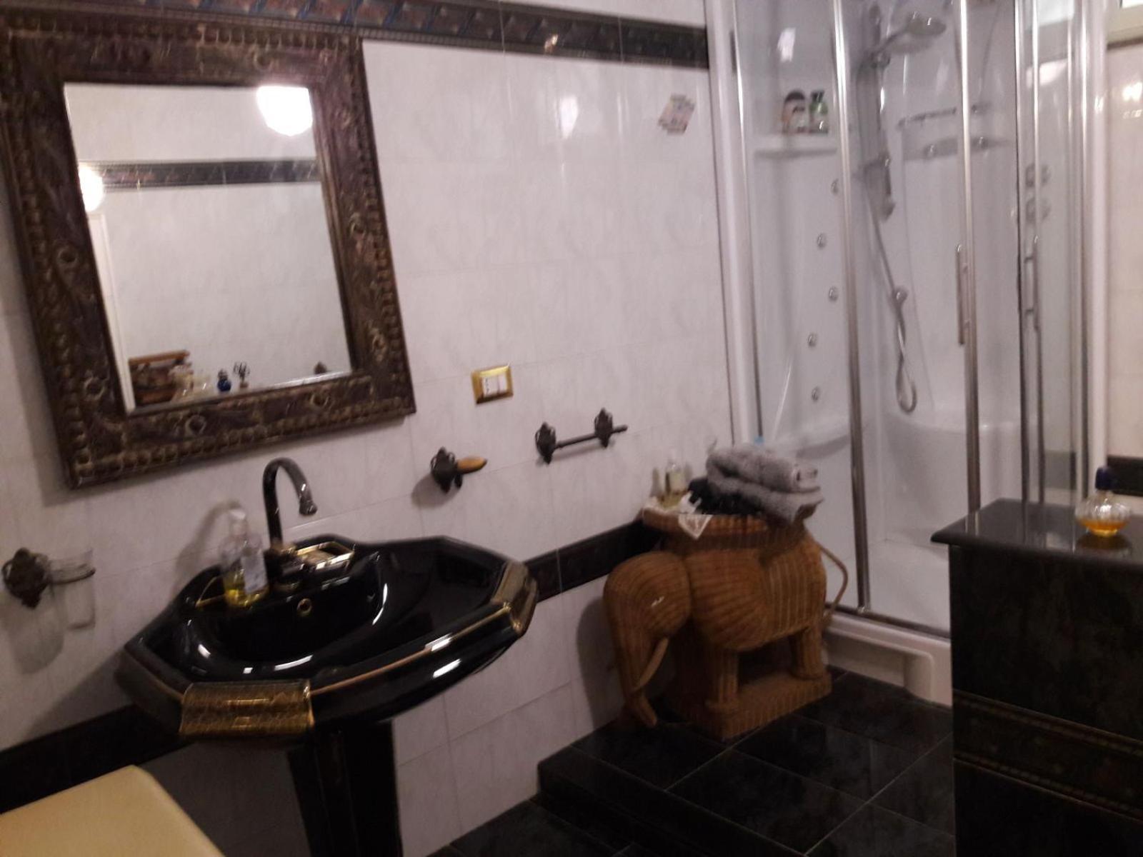 Quadruple Room - Photo 9