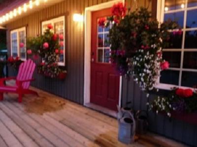 One-Bedroom Cottage photo 2